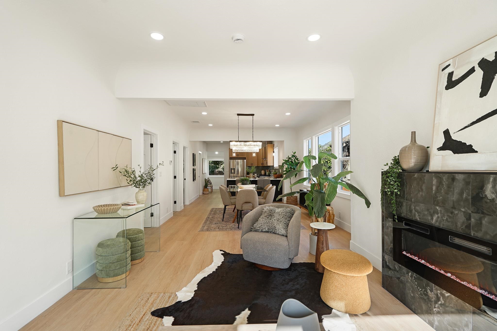 Detail Gallery Image 7 of 48 For 760 53rd St, Oakland,  CA 94609 - 3 Beds | 2 Baths