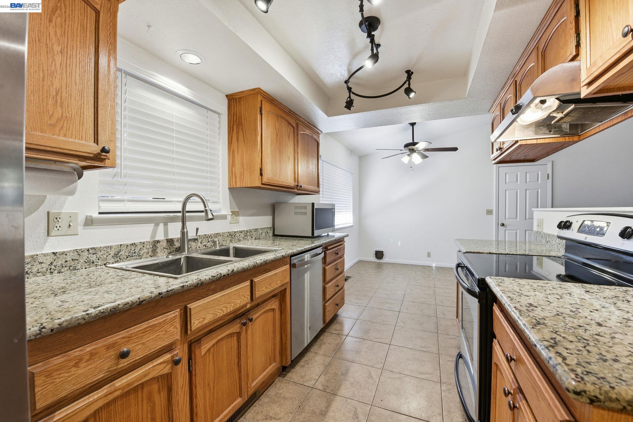 Detail Gallery Image 12 of 32 For 27701 Evelyn Ct, Pioneer,  CA 95666 - 3 Beds | 2 Baths