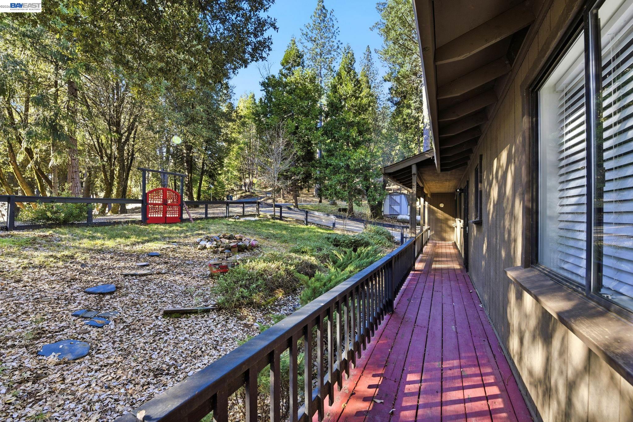 Detail Gallery Image 6 of 32 For 27701 Evelyn Ct, Pioneer,  CA 95666 - 3 Beds | 2 Baths