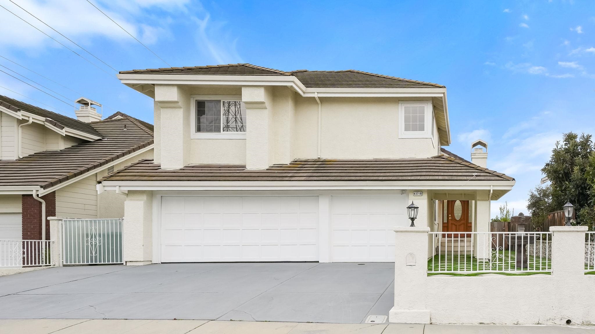 Detail Gallery Image 2 of 58 For 43718 Cameron Hills Dr, Fremont,  CA 94539 - 5 Beds | 3 Baths