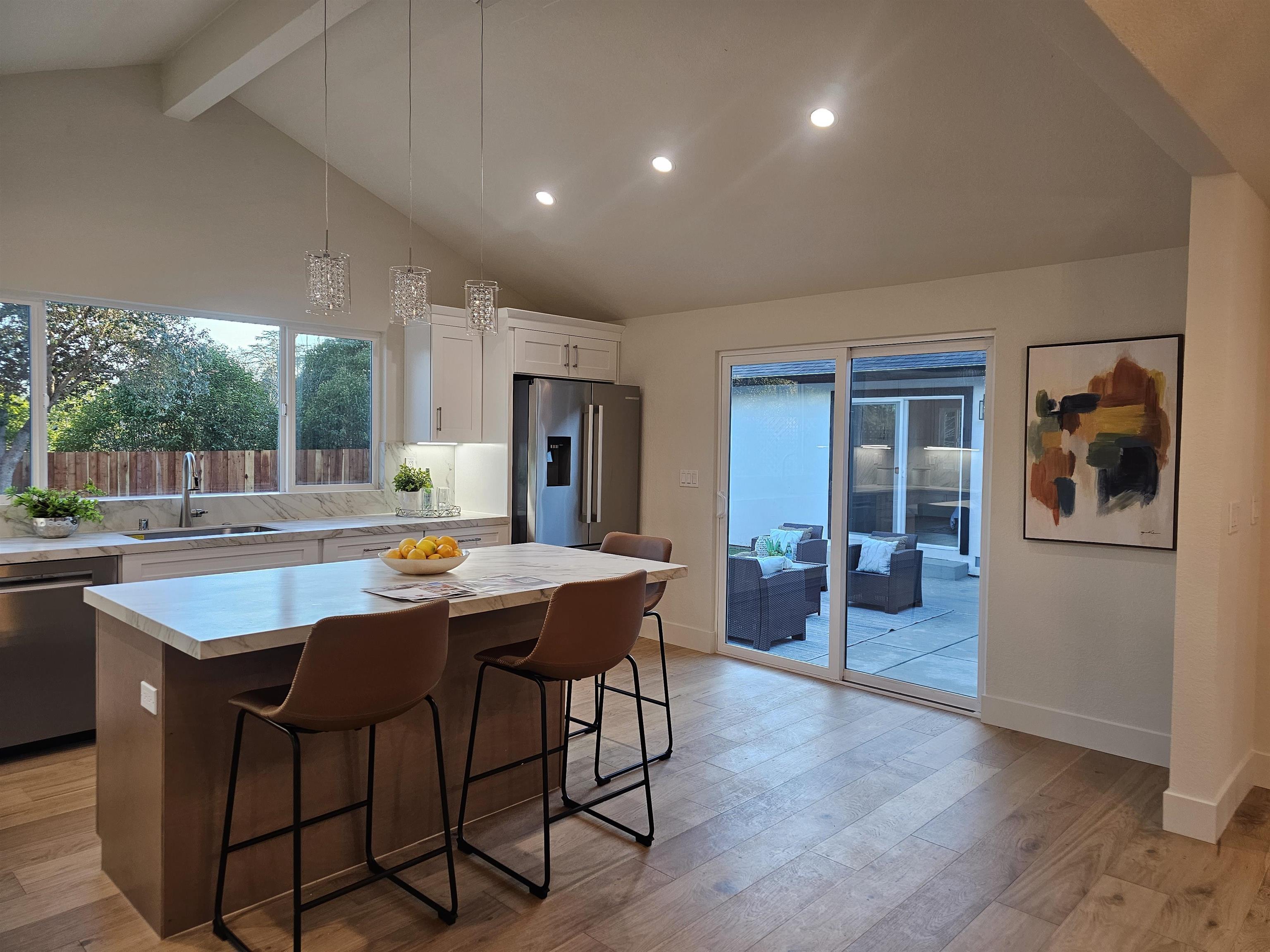 Detail Gallery Image 13 of 40 For 3161 Plymouth Rd, Lafayette,  CA 94549 - 3 Beds | 3 Baths