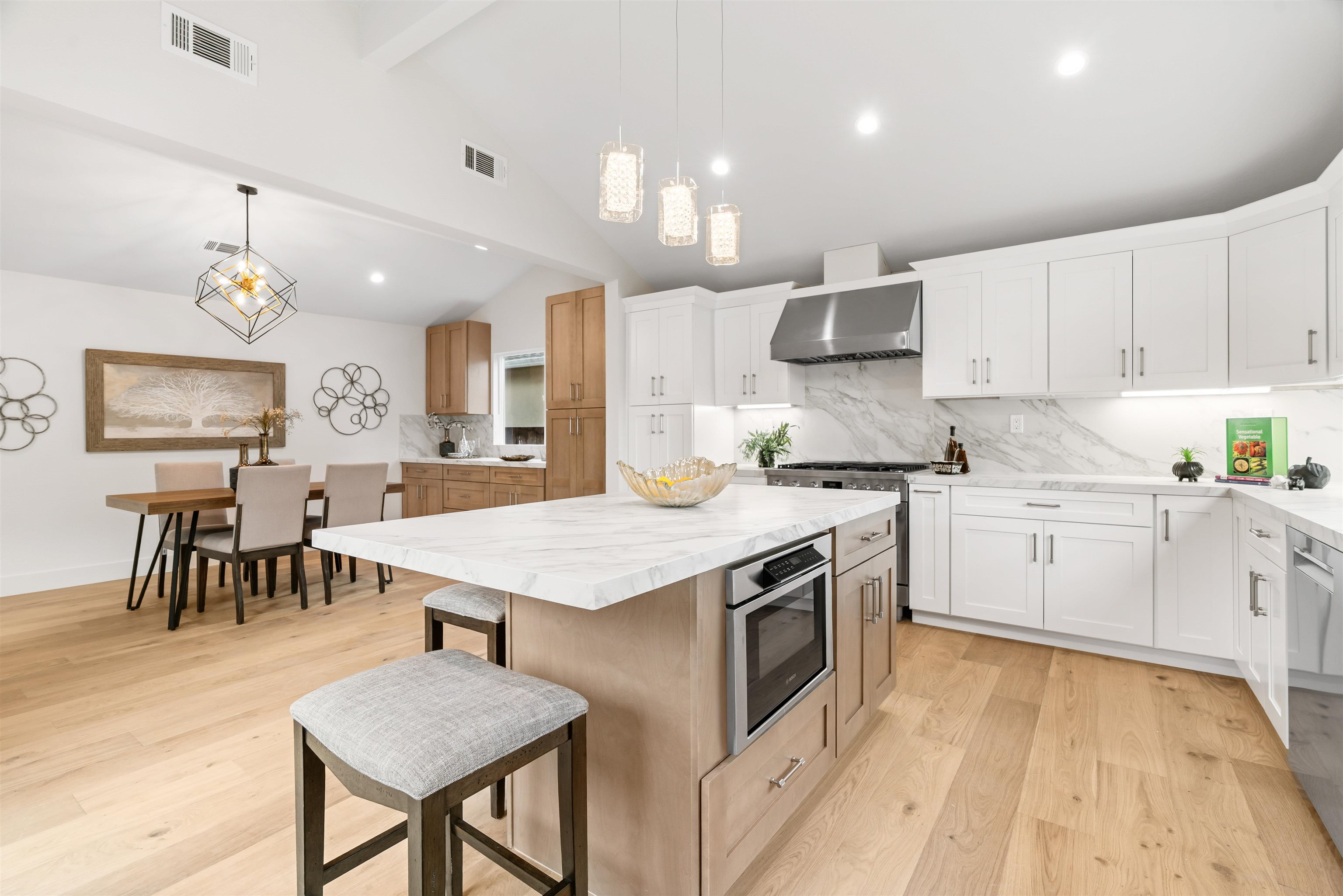 Detail Gallery Image 7 of 40 For 3161 Plymouth Rd, Lafayette,  CA 94549 - 3 Beds | 3 Baths