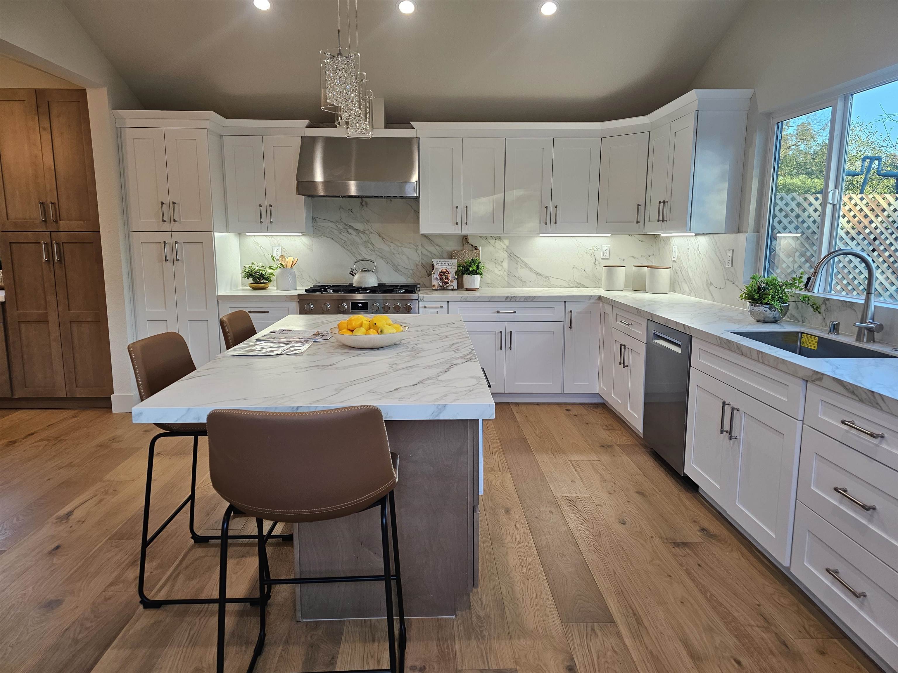 Detail Gallery Image 10 of 40 For 3161 Plymouth Rd, Lafayette,  CA 94549 - 3 Beds | 3 Baths