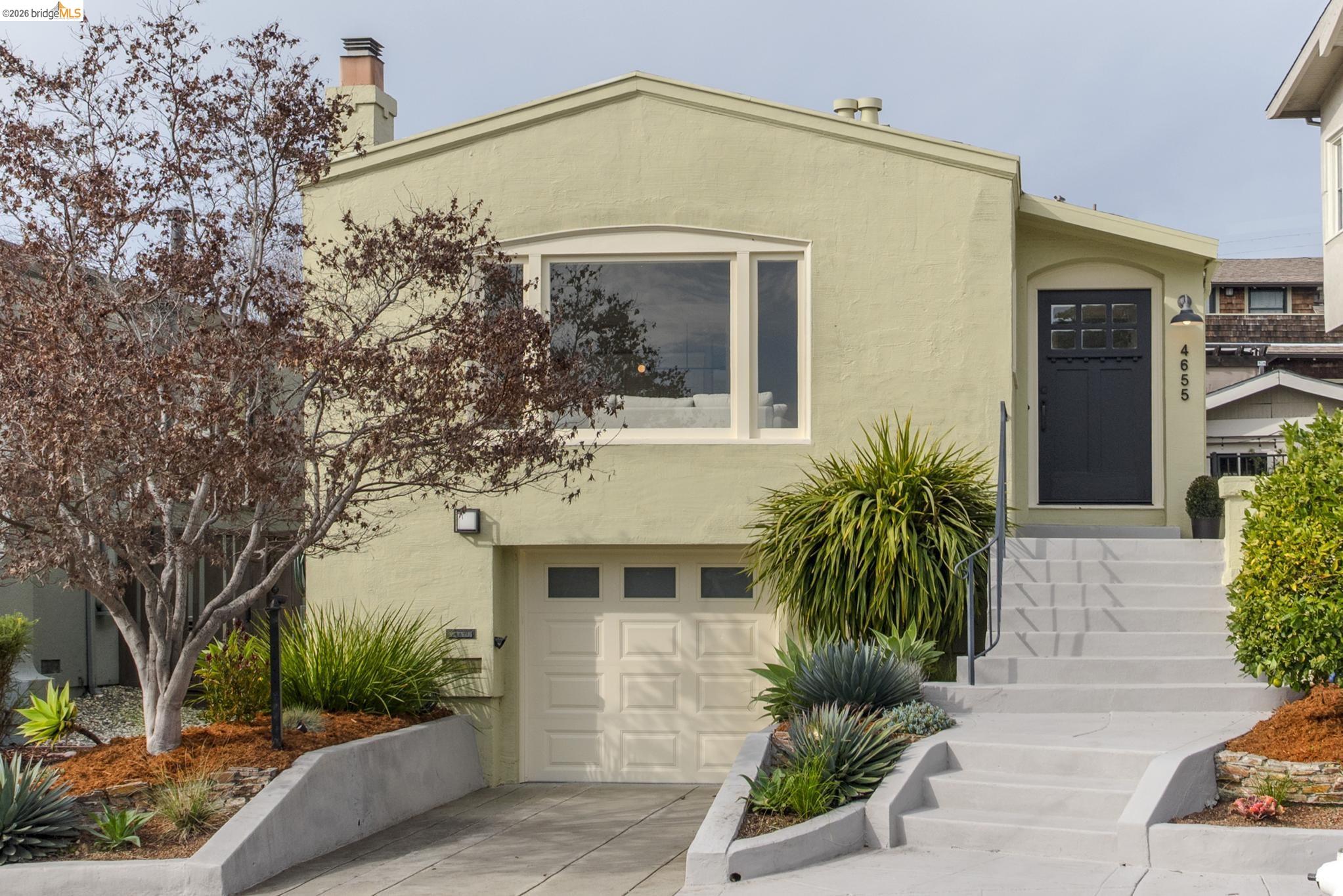 Front Image Thumbnail for EB41121611