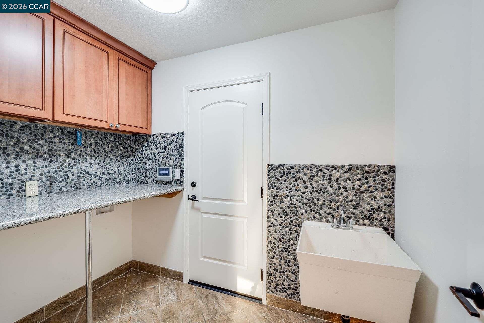 Detail Gallery Image 29 of 56 For 8240 Rhoda Ave, Dublin,  CA 94568 - 4 Beds | 3 Baths