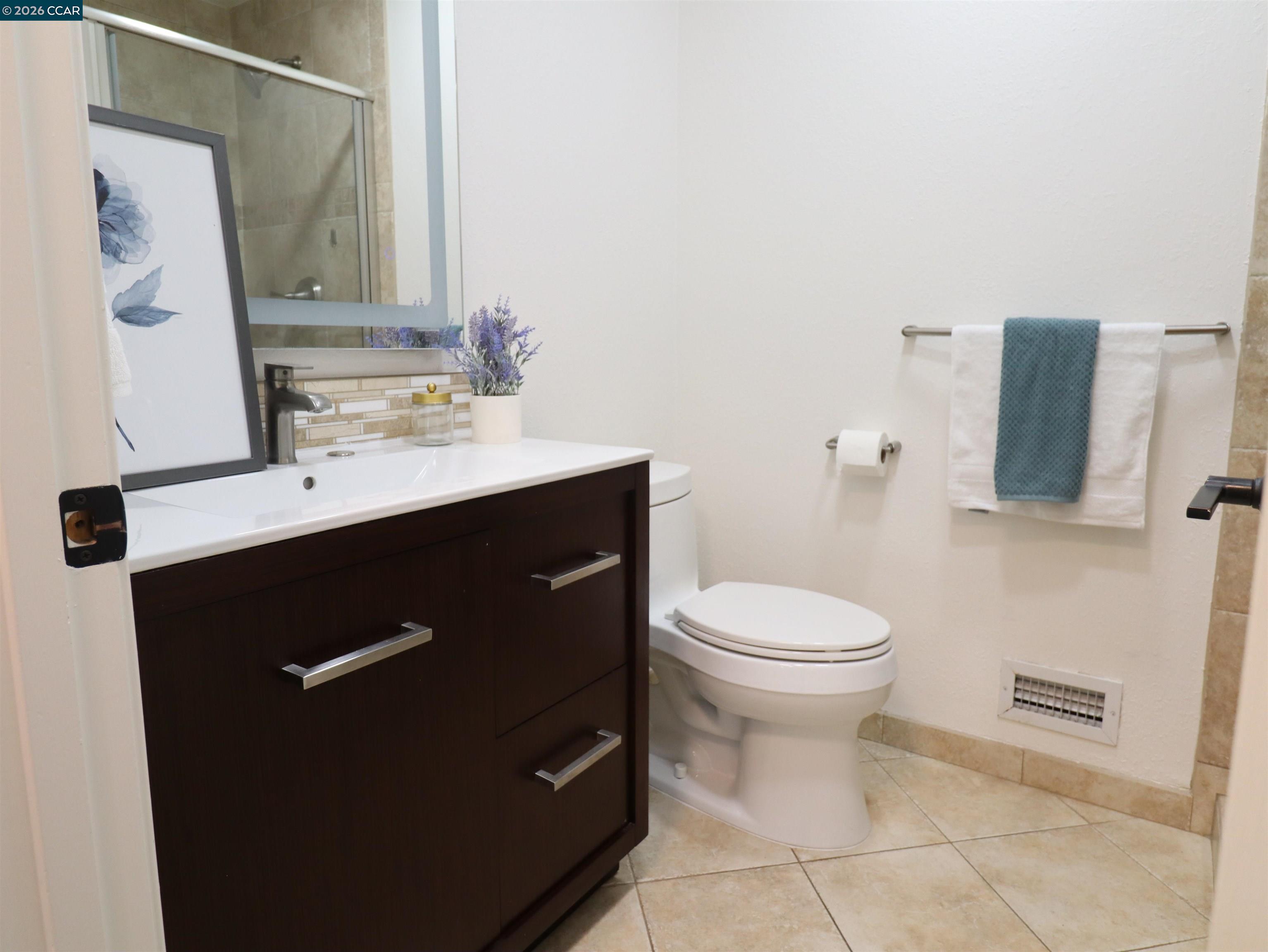 Detail Gallery Image 30 of 56 For 8240 Rhoda Ave, Dublin,  CA 94568 - 4 Beds | 3 Baths