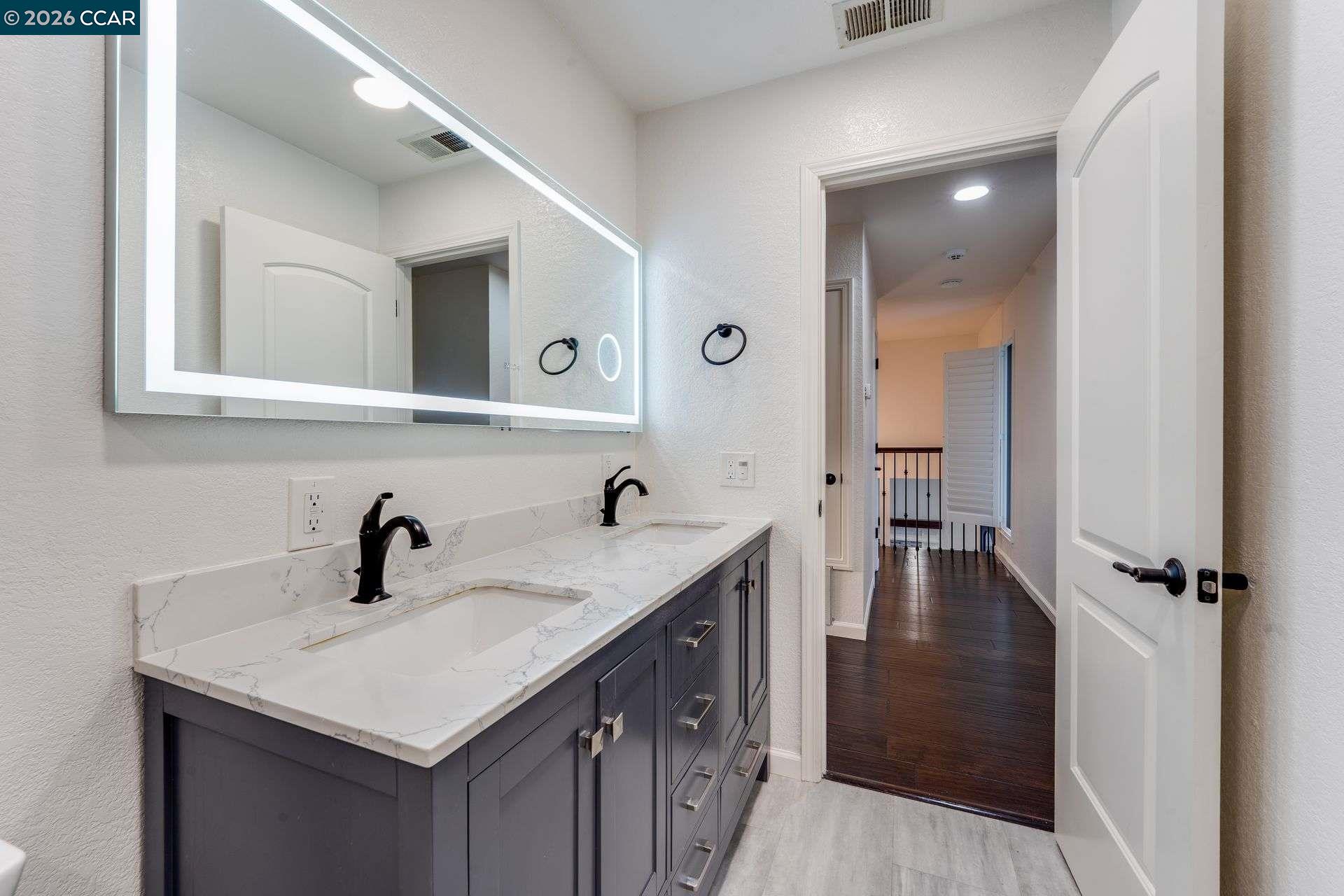 Detail Gallery Image 34 of 56 For 8240 Rhoda Ave, Dublin,  CA 94568 - 4 Beds | 3 Baths