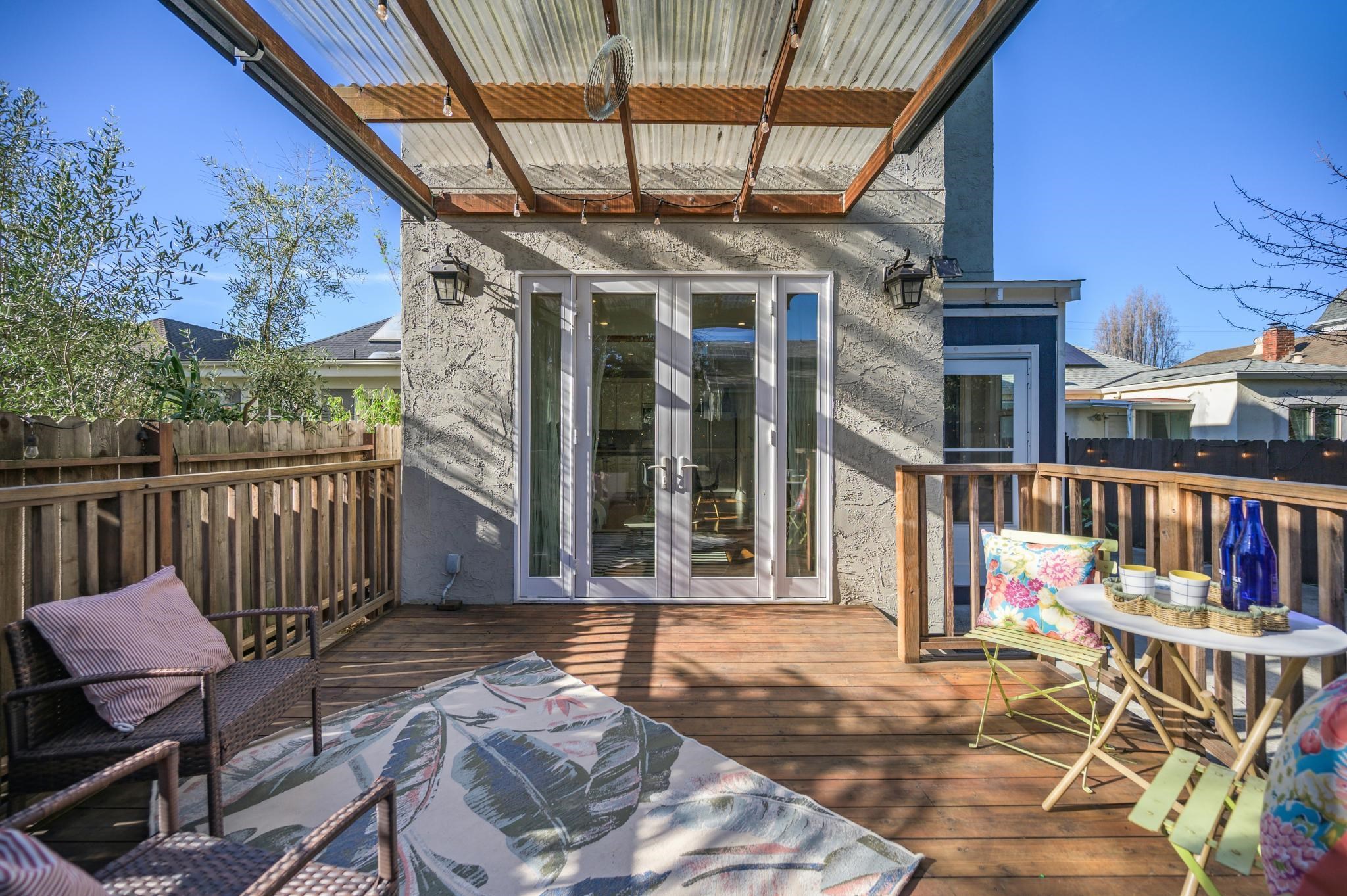 Detail Gallery Image 45 of 58 For 3033 Ellis St #B,  Berkeley,  CA 94703 - 3 Beds | 2/1 Baths