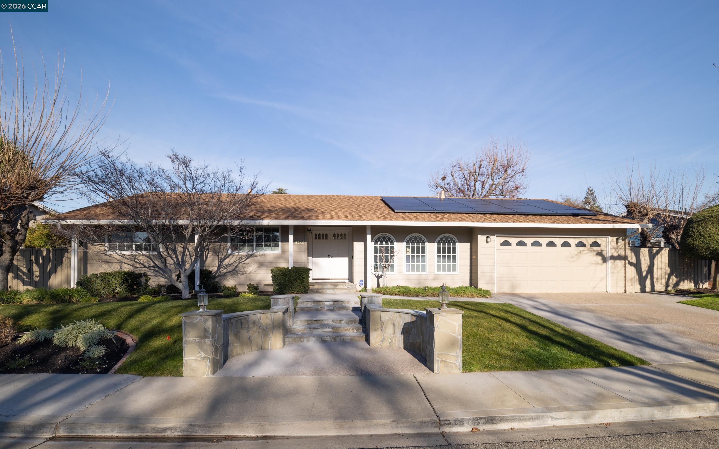 Front Image Thumbnail for CC41121623