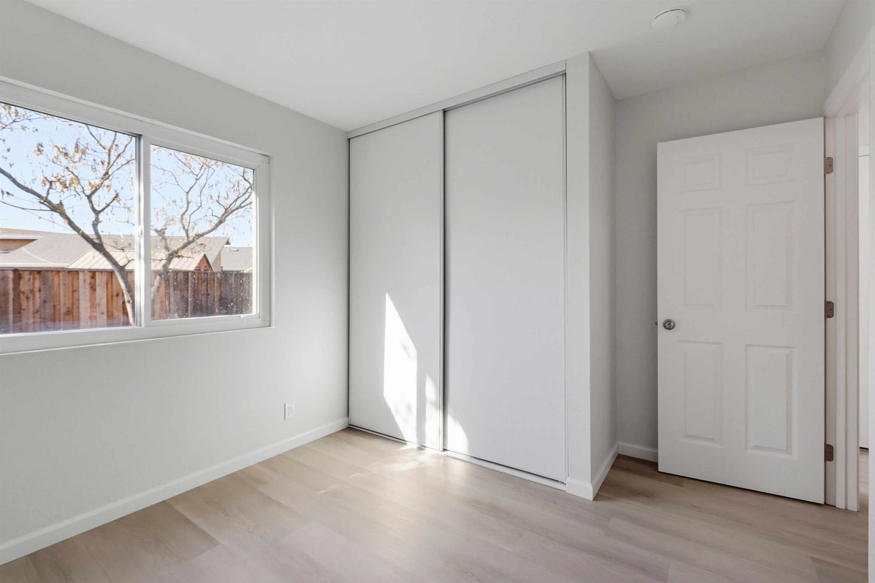 Detail Gallery Image 22 of 39 For 1371 Sunnycrest Circle, San Jose,  CA 95122 - 4 Beds | 2 Baths