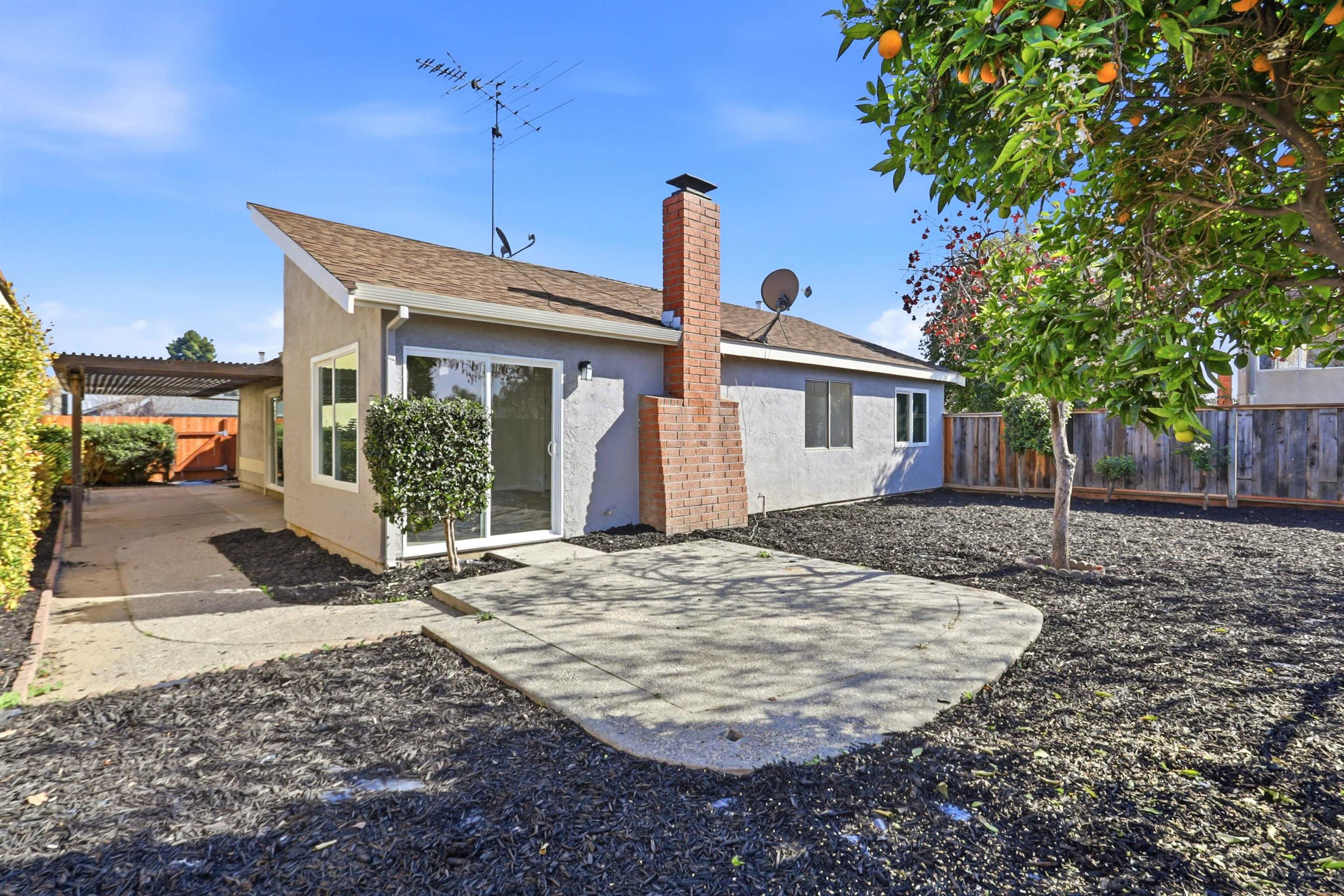 Detail Gallery Image 38 of 39 For 1371 Sunnycrest Circle, San Jose,  CA 95122 - 4 Beds | 2 Baths