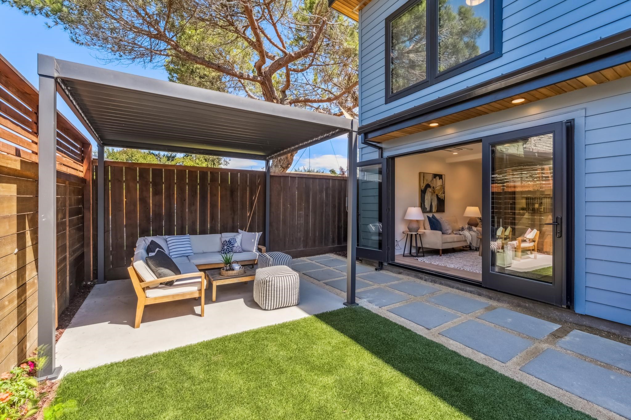 Detail Gallery Image 44 of 60 For 737 61st St, Oakland,  CA 94609 - 6 Beds | 3 Baths