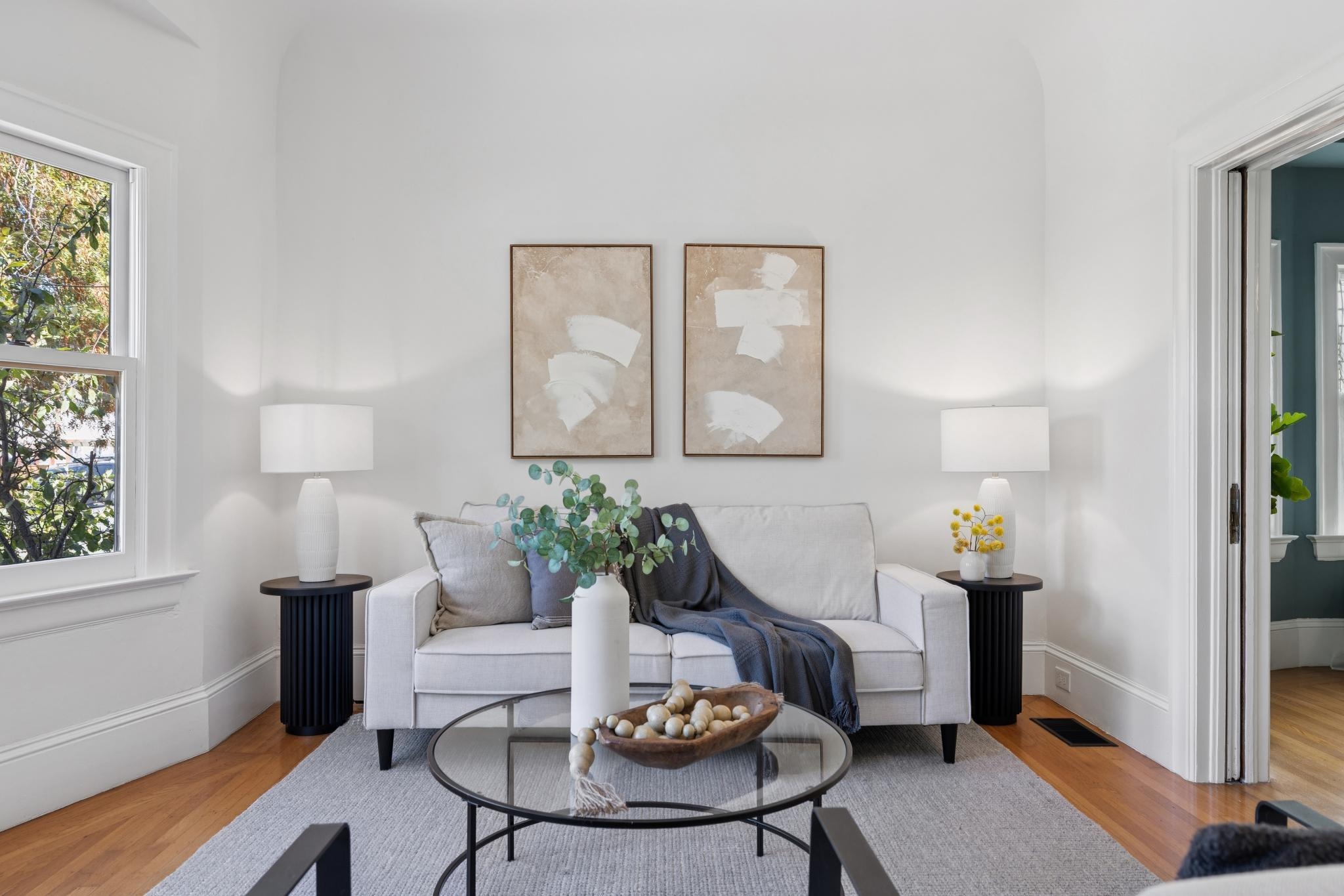 Detail Gallery Image 9 of 60 For 737 61st St, Oakland,  CA 94609 - 6 Beds | 3 Baths