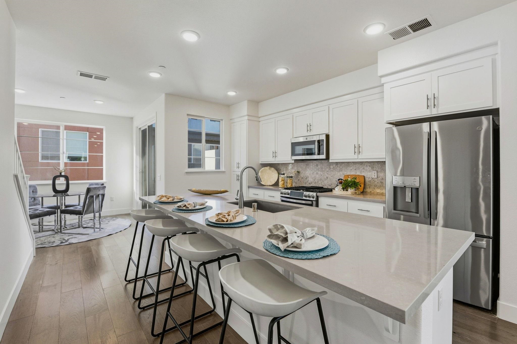 Front Image Thumbnail for BE41121654