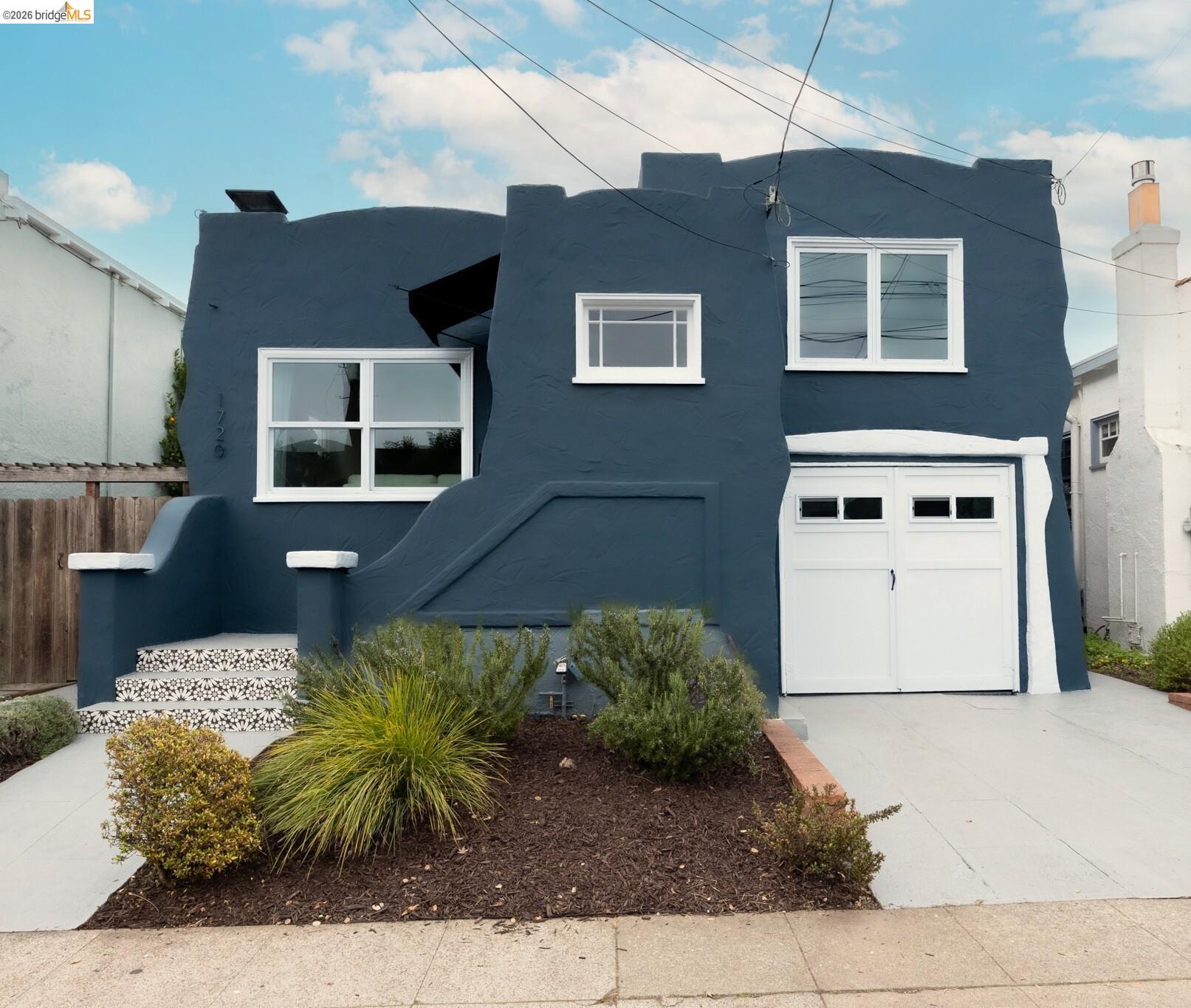 Front Image Thumbnail for EB41121662