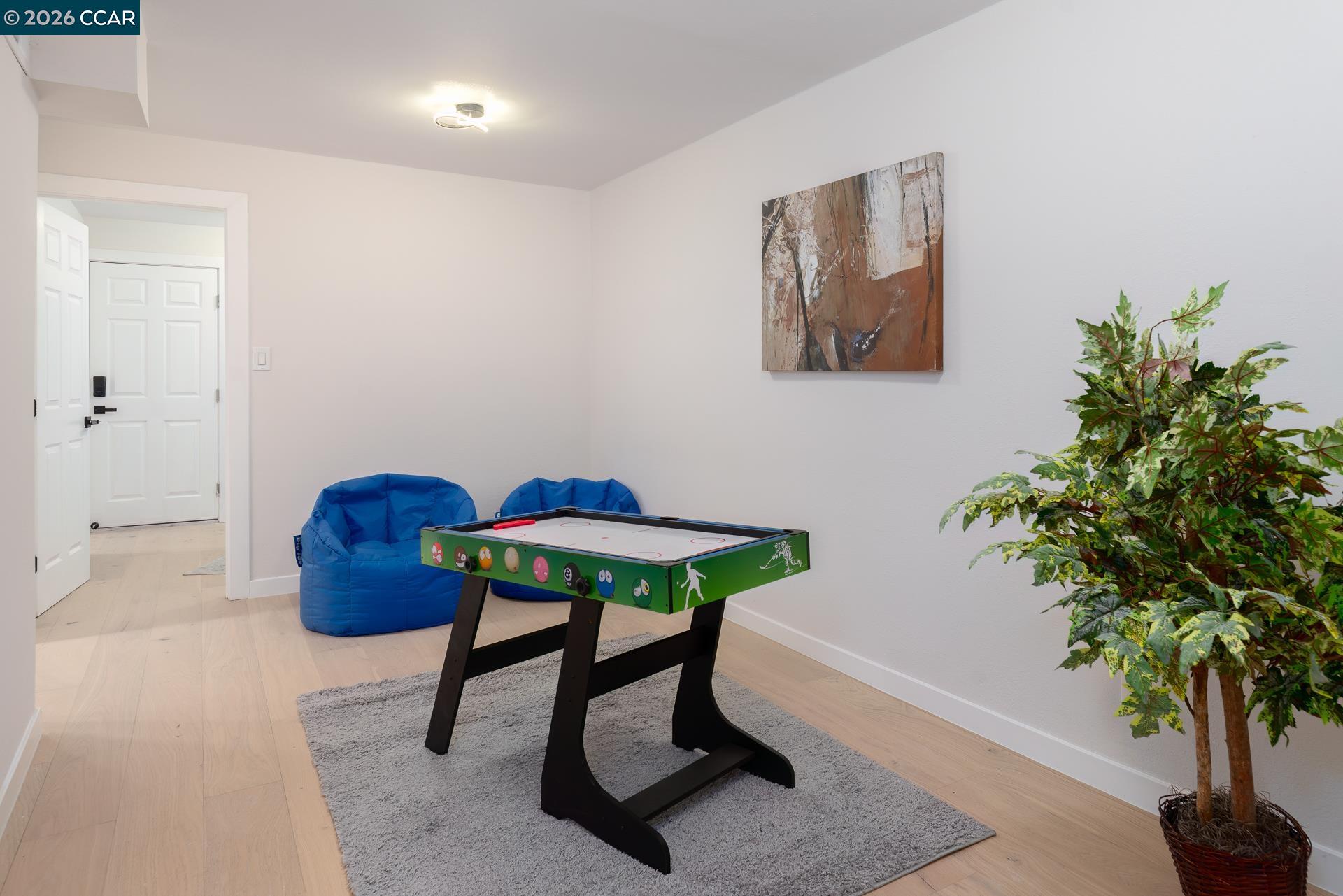 Detail Gallery Image 31 of 59 For 1515 Hampel St, Oakland,  CA 94602 - 2 Beds | 1 Baths