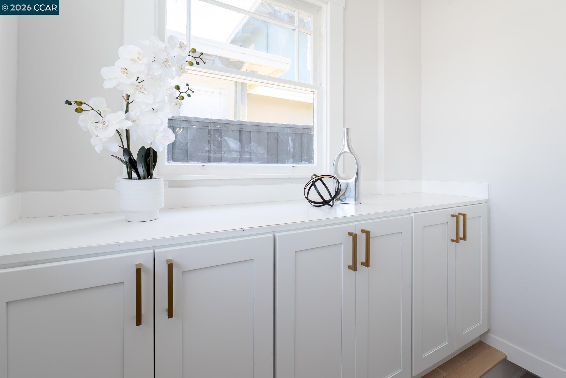 Detail Gallery Image 42 of 59 For 1515 Hampel St, Oakland,  CA 94602 - 2 Beds | 1 Baths