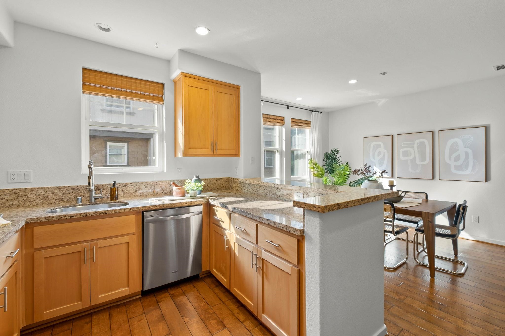 Detail Gallery Image 11 of 27 For 157 Zephyr Pl #109,  Livermore,  CA 94550 - 3 Beds | 2/1 Baths