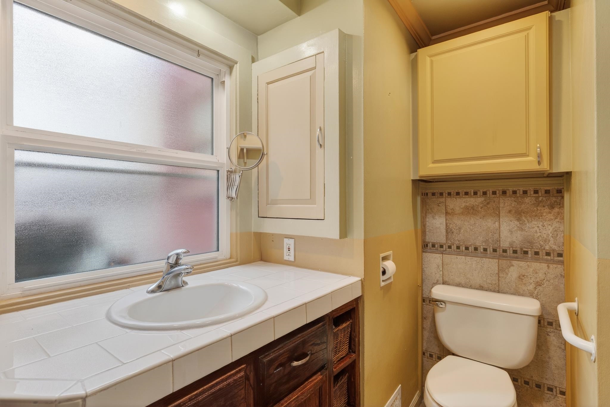 Detail Gallery Image 20 of 37 For 1128 Delaware St, Berkeley,  CA 94702 - 2 Beds | 1 Baths