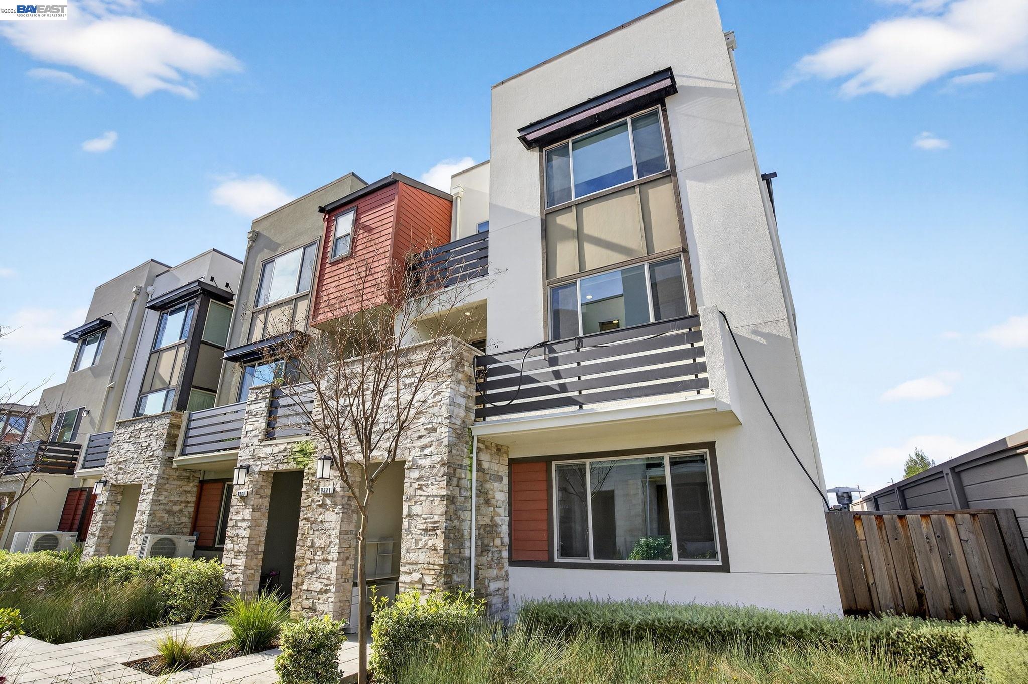 Front Image Thumbnail for BE41121677