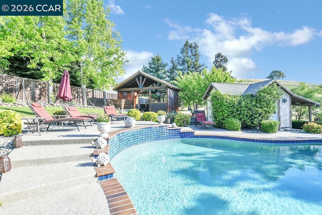 Detail Gallery Image 41 of 57 For 5308 Vista Point Ct, Concord,  CA 94521 - 5 Beds | 3/1 Baths