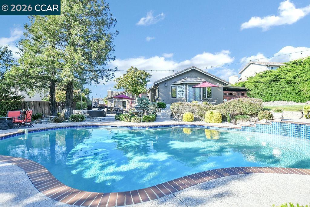 Detail Gallery Image 42 of 57 For 5308 Vista Point Ct, Concord,  CA 94521 - 5 Beds | 3/1 Baths