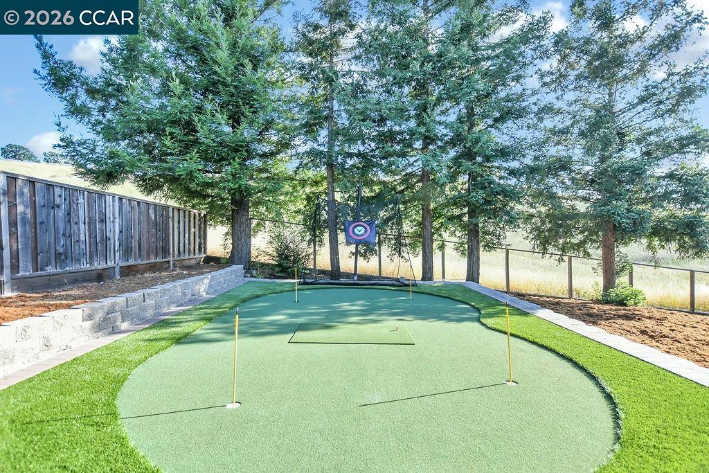 Detail Gallery Image 44 of 57 For 5308 Vista Point Ct, Concord,  CA 94521 - 5 Beds | 3/1 Baths