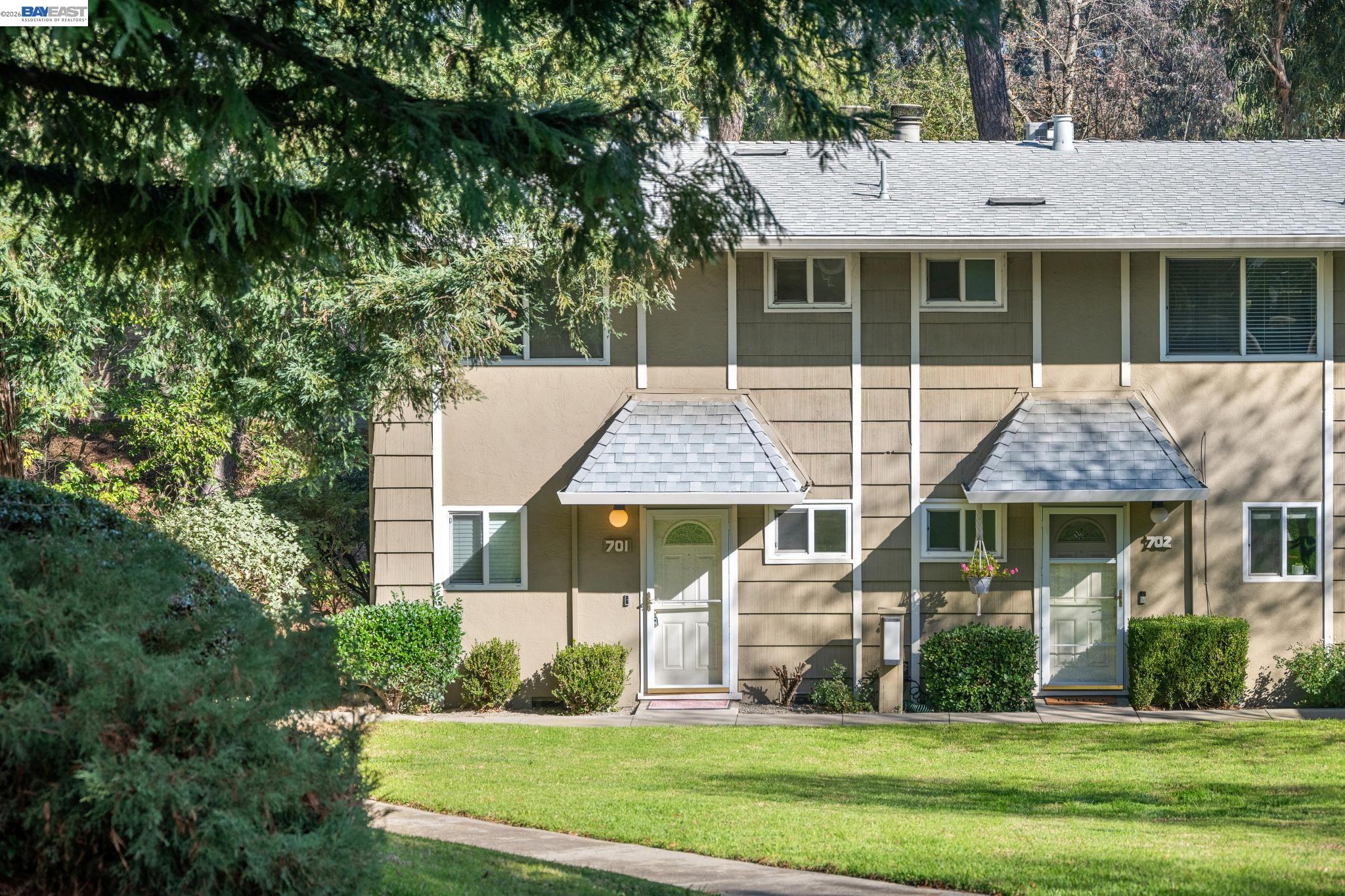 Front Image Thumbnail for BE41121692