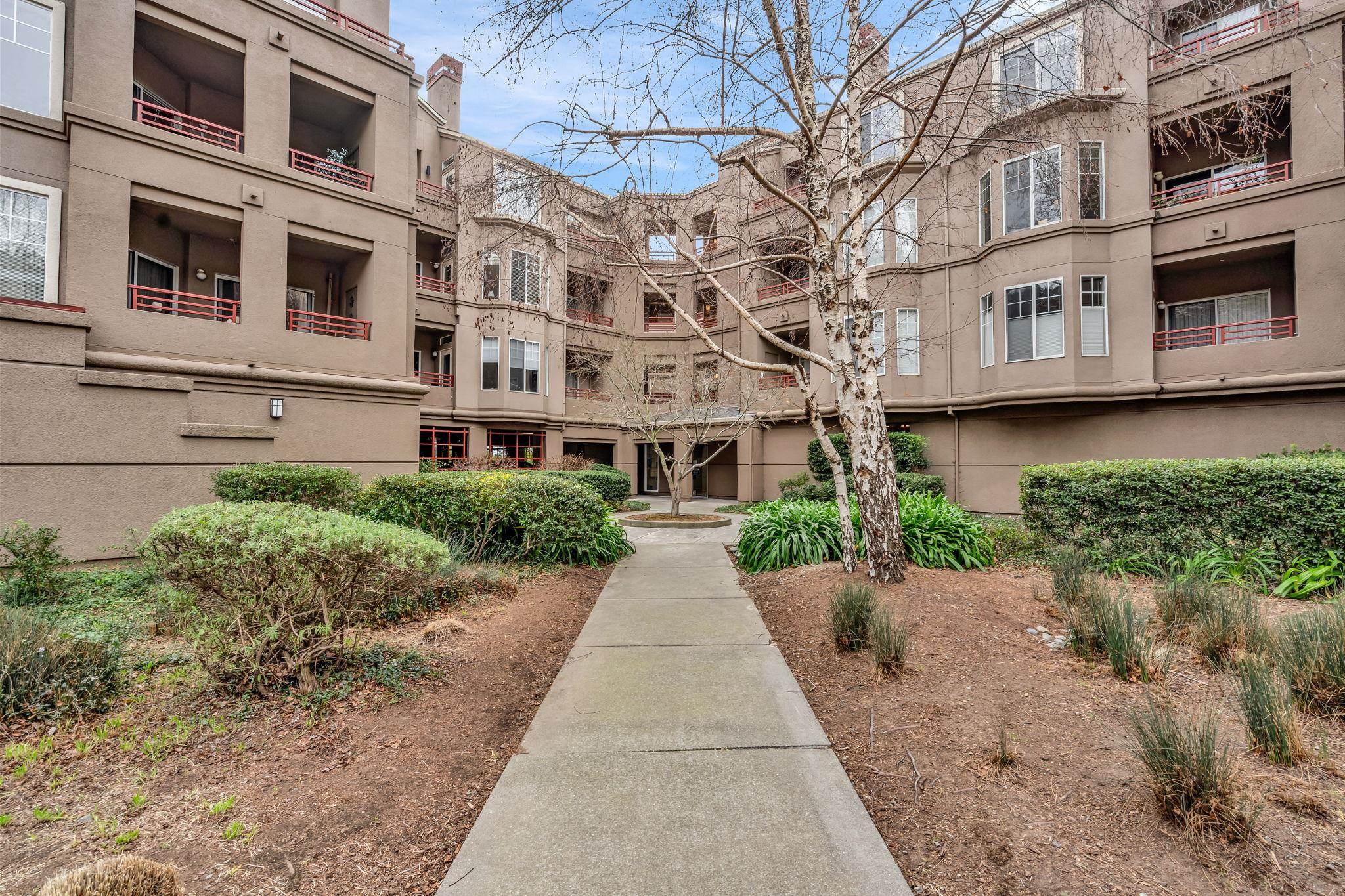 Detail Gallery Image 24 of 30 For 320 Caldecott #116,  Oakland,  CA 94618 - 1 Beds | 1 Baths