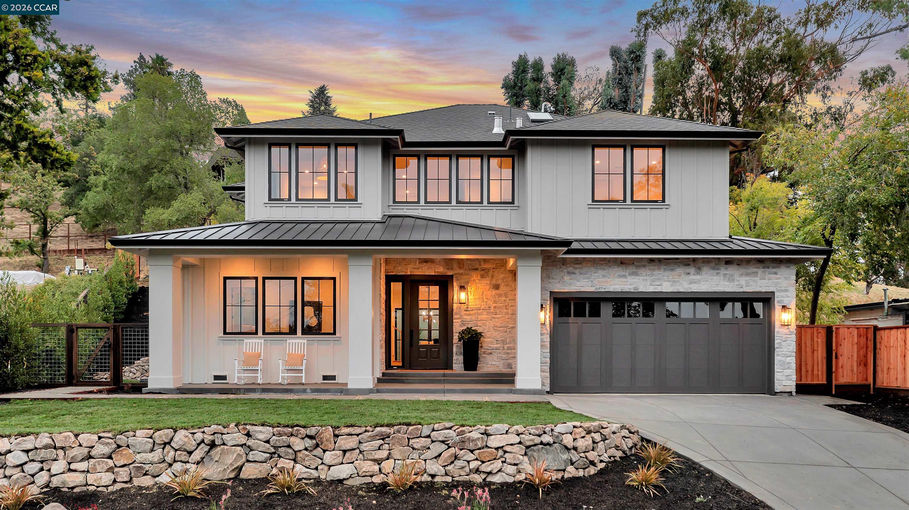 Front Image Thumbnail for CC41121700