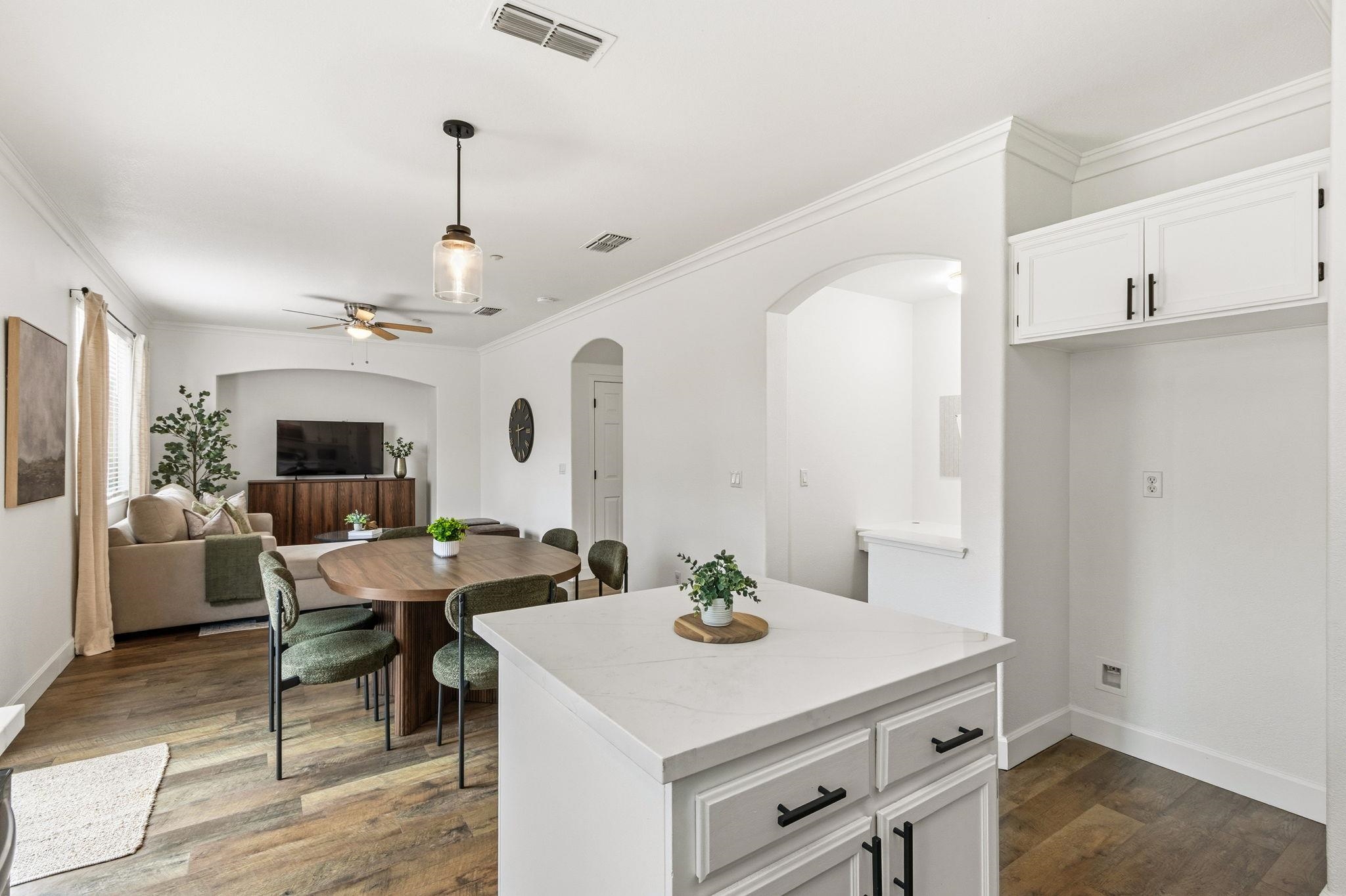 Detail Gallery Image 13 of 40 For 249 Creektrail Ct, Brentwood,  CA 94513 - 4 Beds | 2/1 Baths