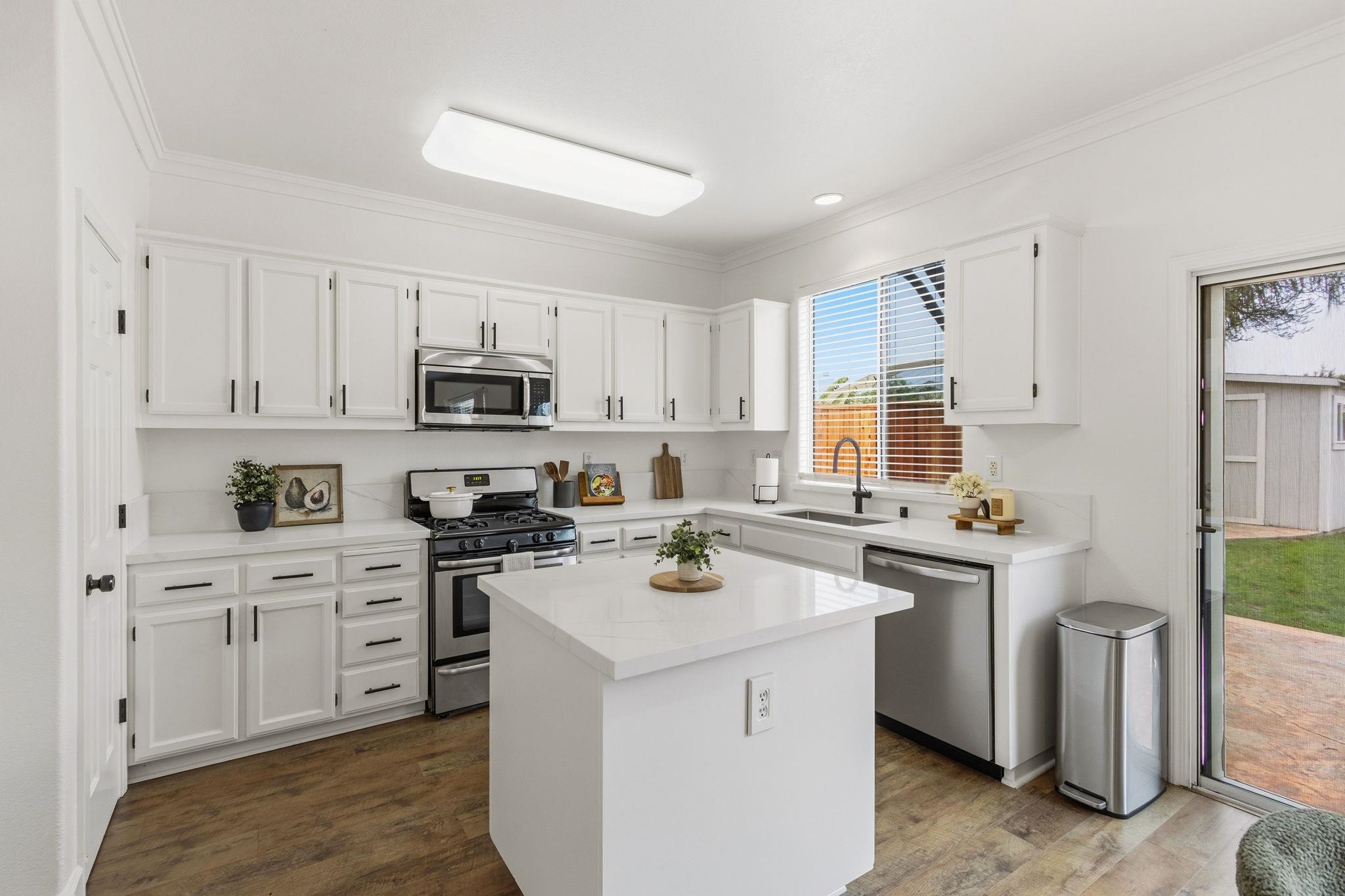 Detail Gallery Image 14 of 40 For 249 Creektrail Ct, Brentwood,  CA 94513 - 4 Beds | 2/1 Baths