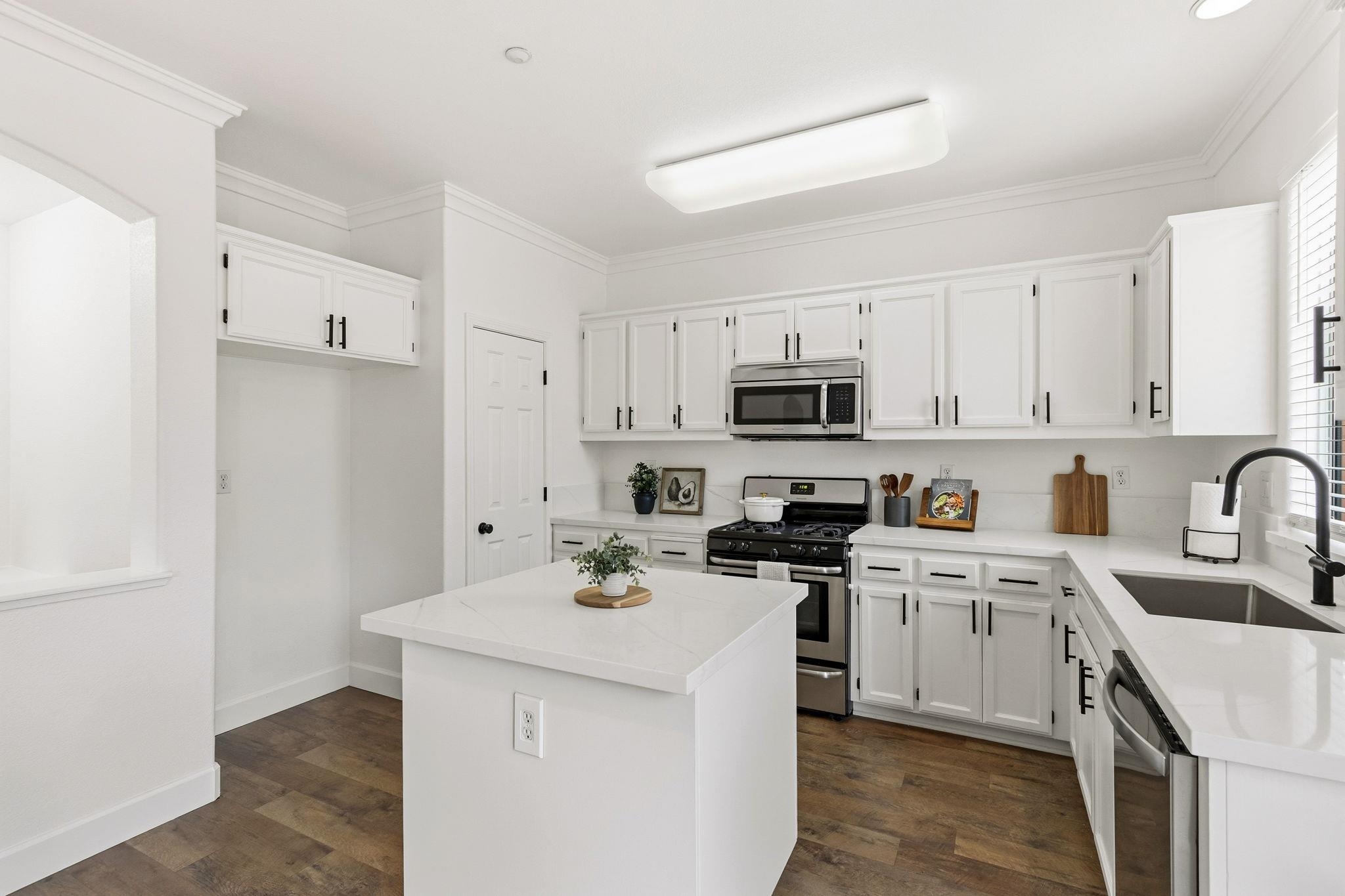 Detail Gallery Image 15 of 40 For 249 Creektrail Ct, Brentwood,  CA 94513 - 4 Beds | 2/1 Baths