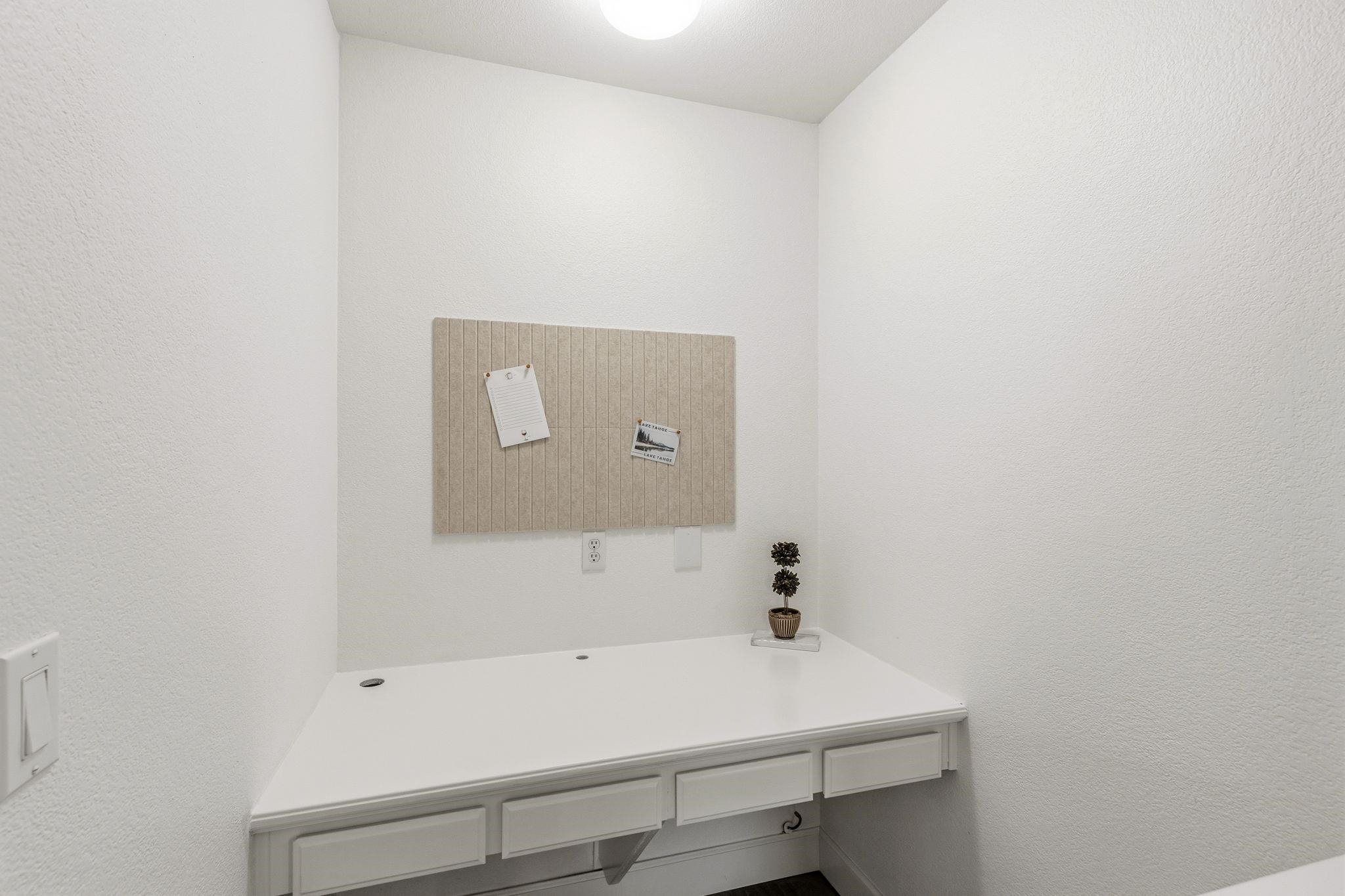 Detail Gallery Image 18 of 40 For 249 Creektrail Ct, Brentwood,  CA 94513 - 4 Beds | 2/1 Baths