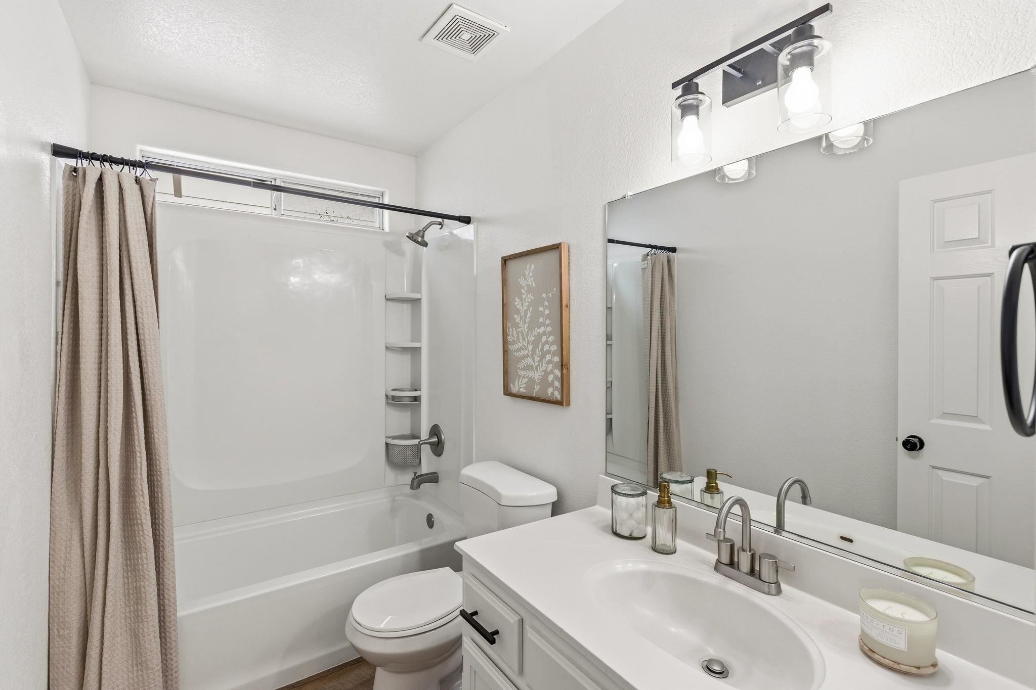 Detail Gallery Image 29 of 40 For 249 Creektrail Ct, Brentwood,  CA 94513 - 4 Beds | 2/1 Baths
