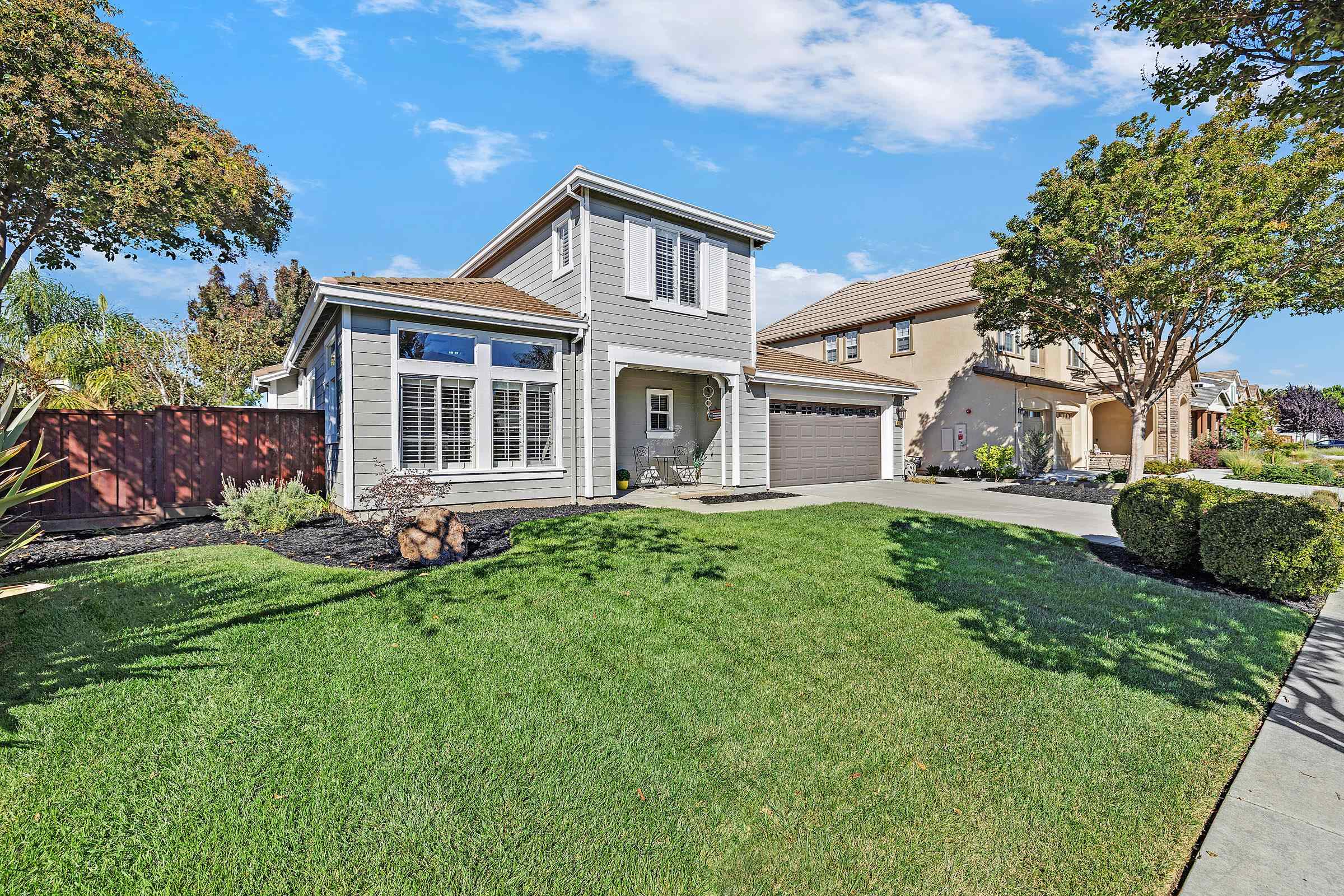 Front Image Thumbnail for BE41121711