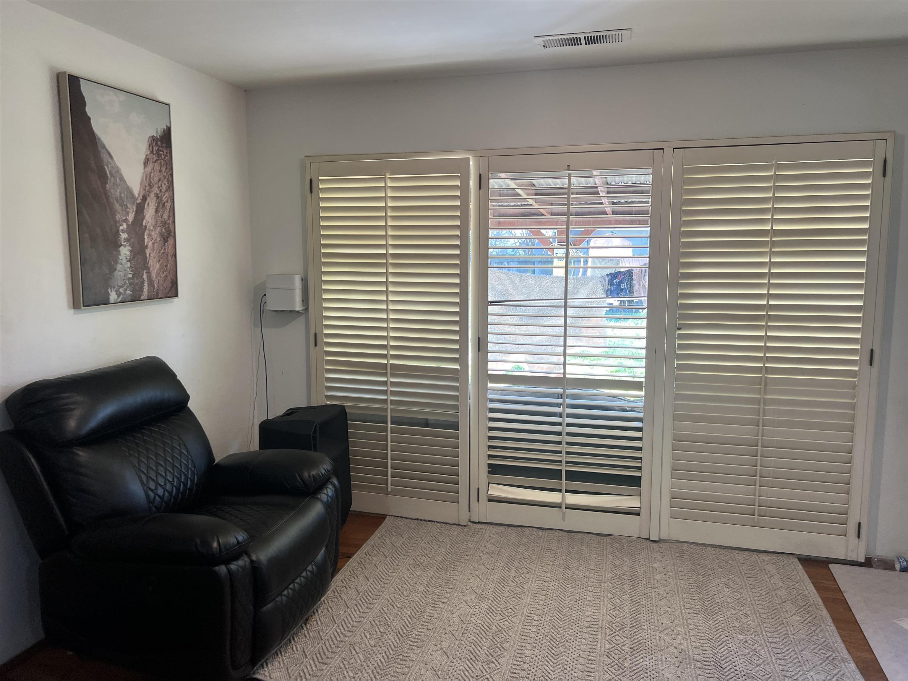 Detail Gallery Image 3 of 19 For 322 Marc Ave, Stockton,  CA 95207 - 3 Beds | 1 Baths