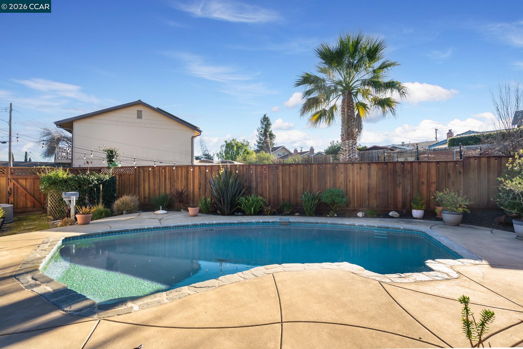 Detail Gallery Image 27 of 33 For 182 Madelia Pl, San Ramon,  CA 94583 - 4 Beds | 2 Baths