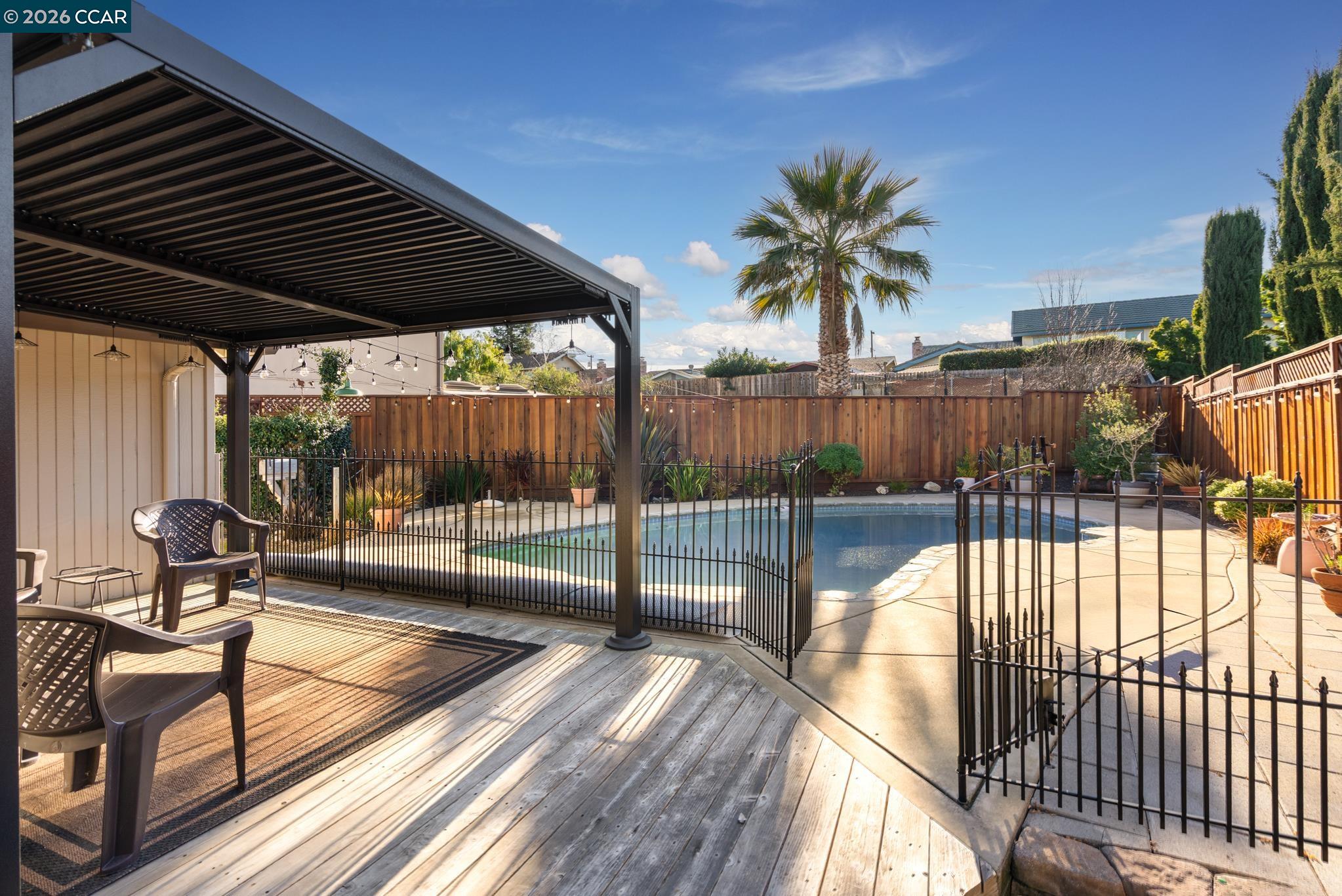 Detail Gallery Image 30 of 33 For 182 Madelia Pl, San Ramon,  CA 94583 - 4 Beds | 2 Baths