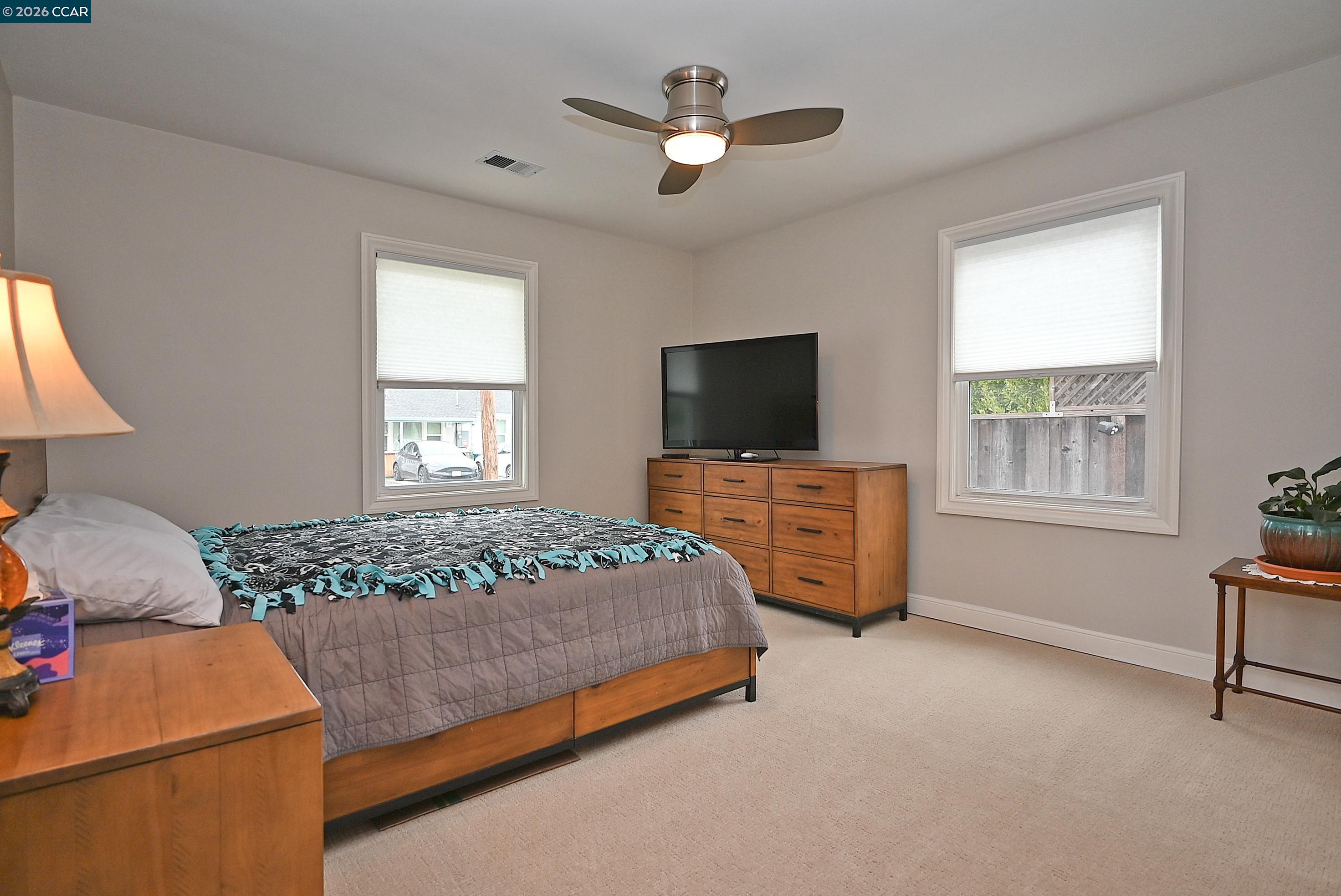 Detail Gallery Image 19 of 38 For 1013 Pleasant Valley Dr, Pleasant Hill,  CA 94523 - 3 Beds | 2 Baths