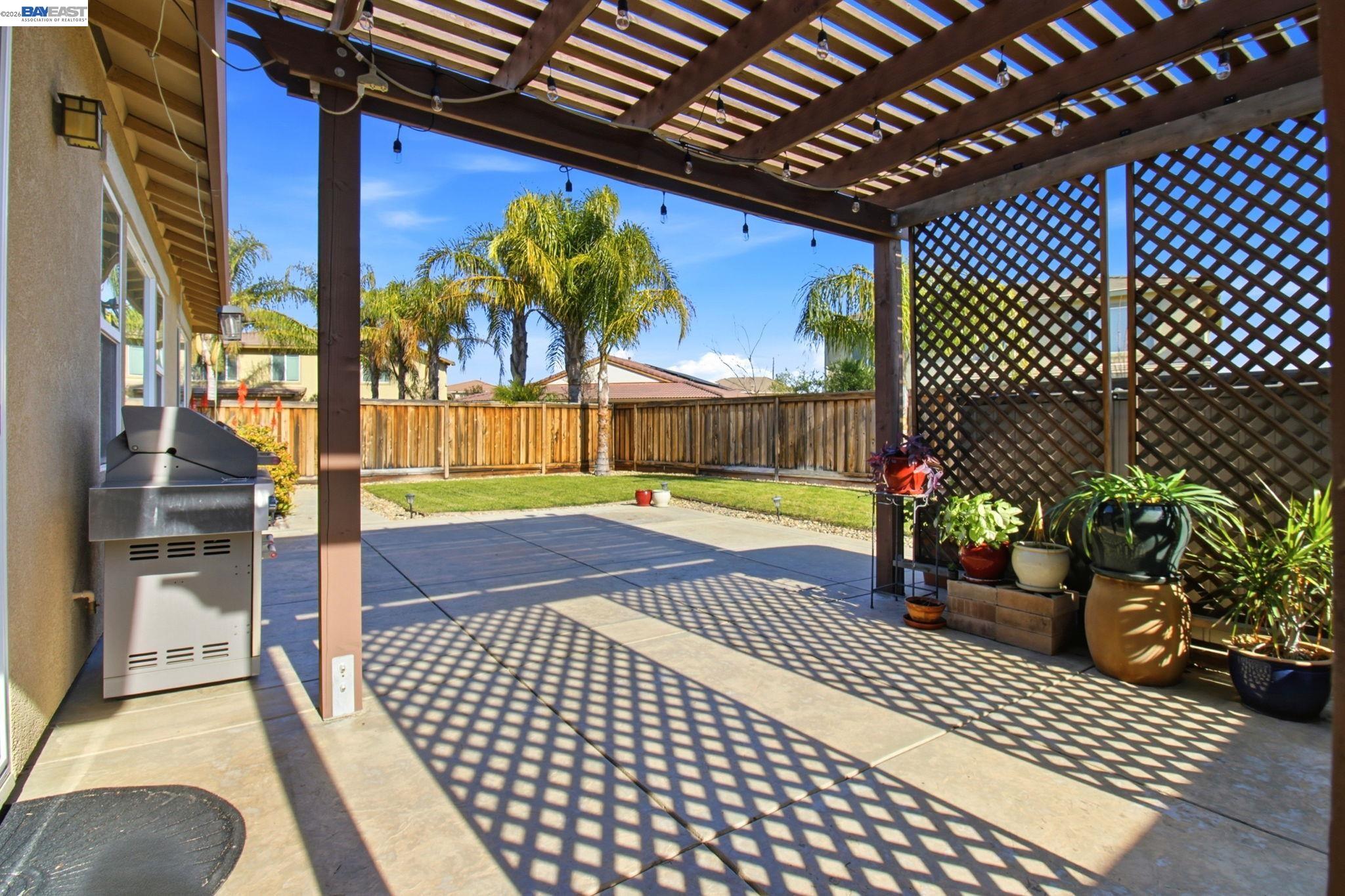 Detail Gallery Image 26 of 34 For 868 N San Remo Ln, Mountain House,  CA 95391 - 4 Beds | 2/1 Baths