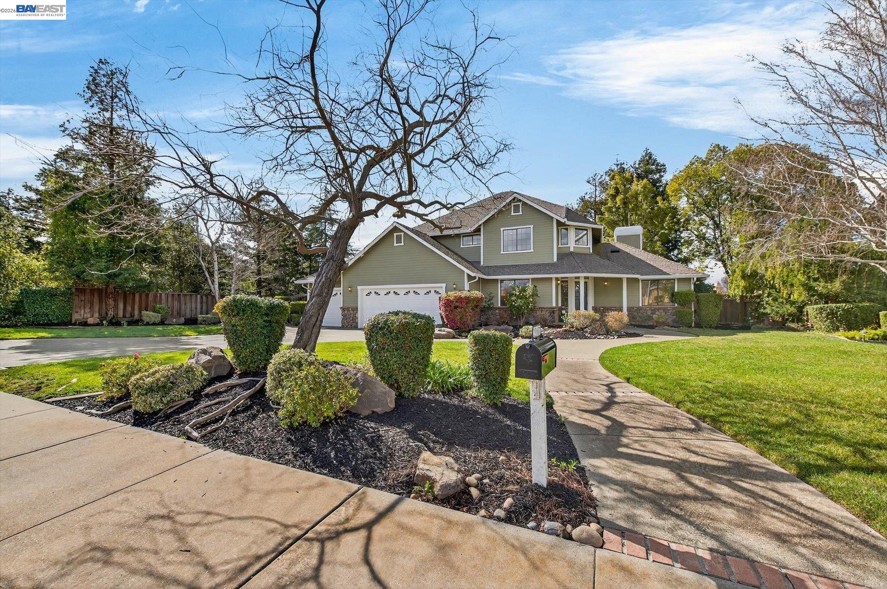 Detail Gallery Image 3 of 42 For 2367 Wedgewood Way, Livermore,  CA 94550 - 4 Beds | 2/1 Baths