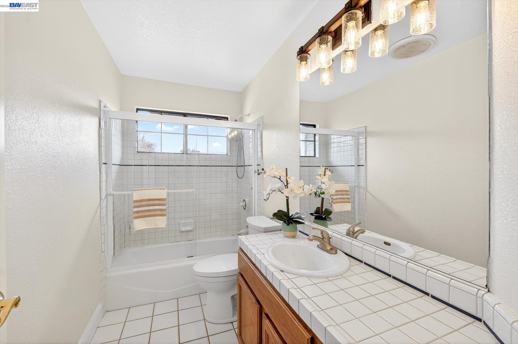 Detail Gallery Image 35 of 42 For 2367 Wedgewood Way, Livermore,  CA 94550 - 4 Beds | 2/1 Baths