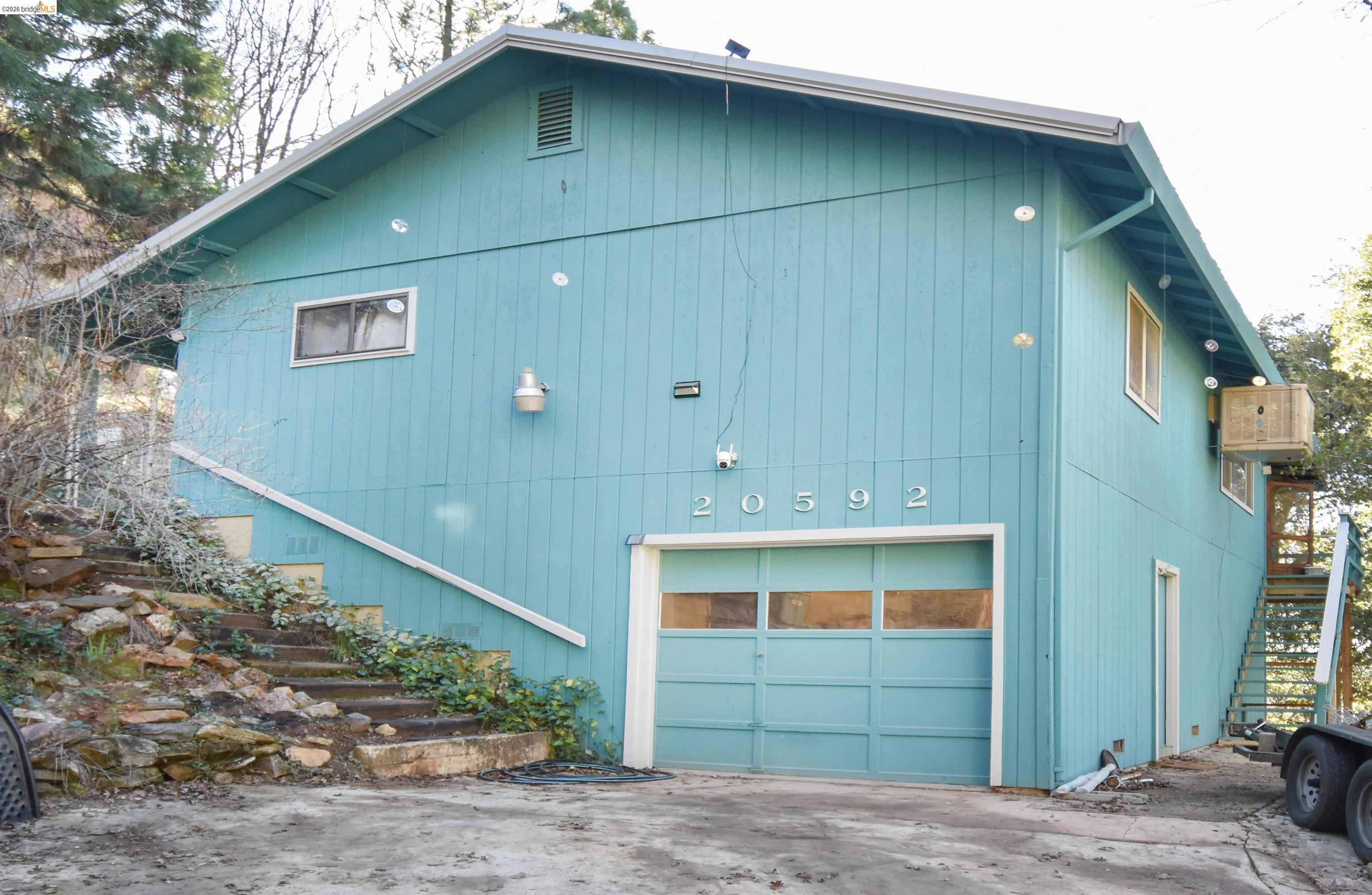 Front Image Thumbnail for EB41121773