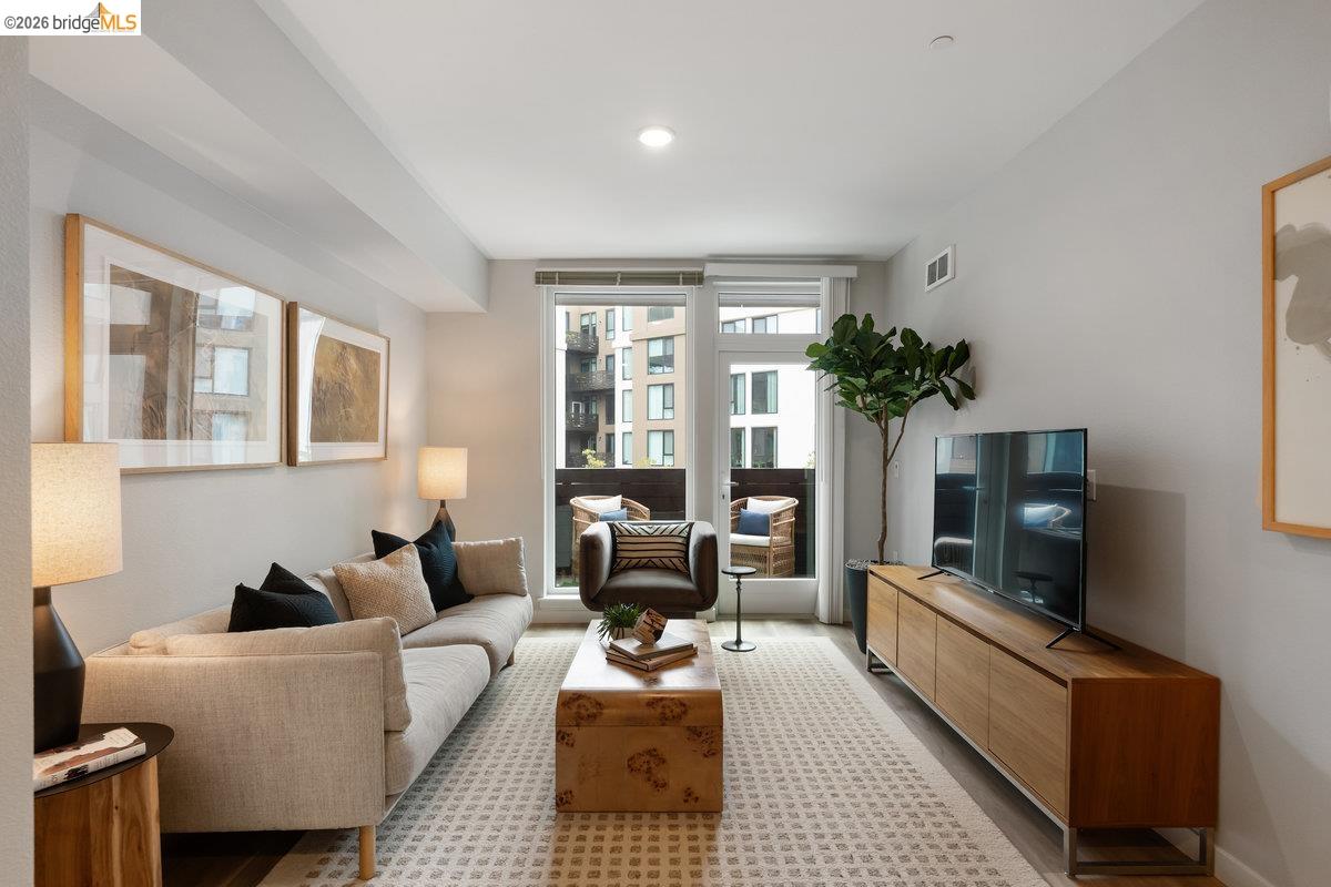 Condos For Sale in Oakland, CA