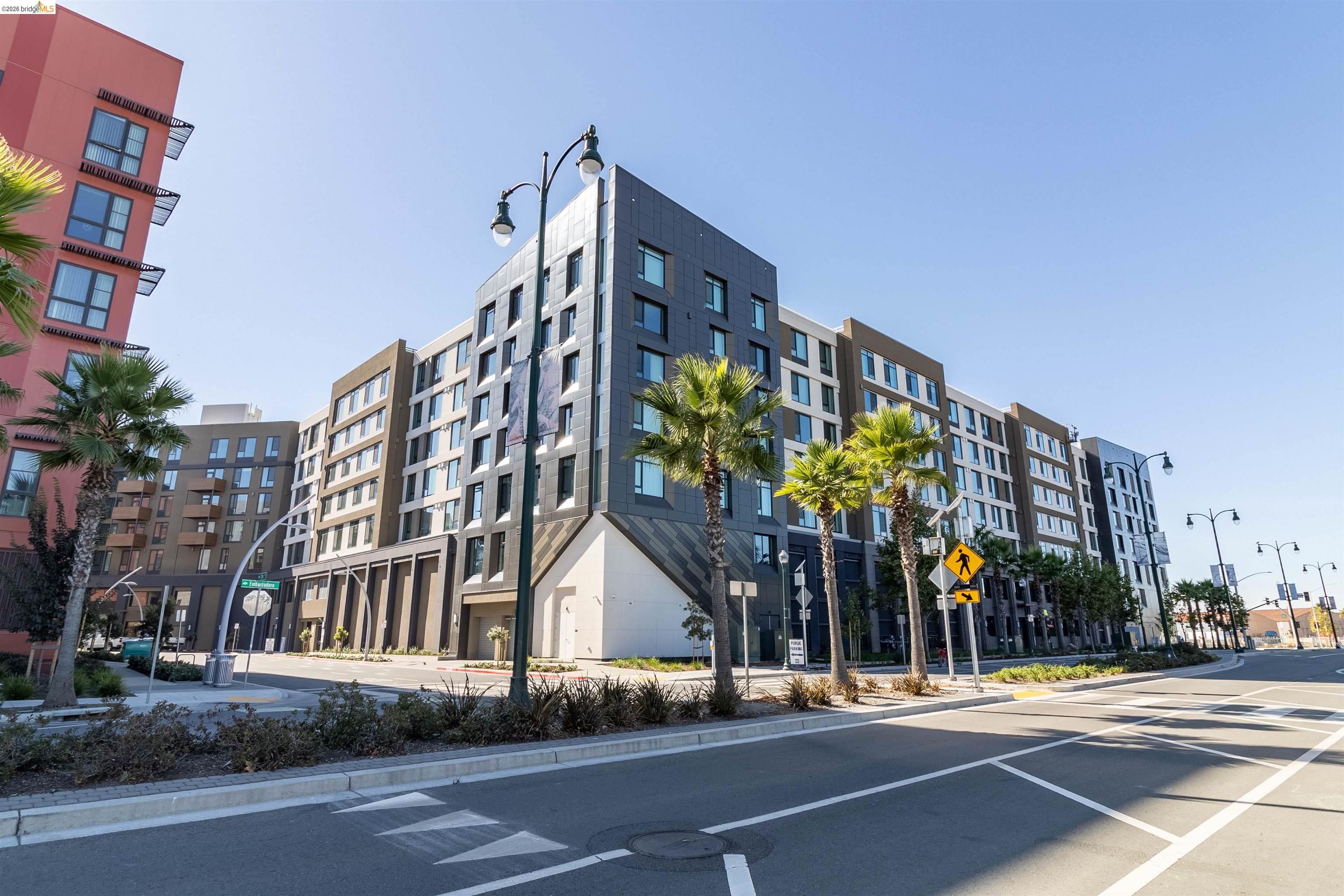 Detail Gallery Image 41 of 42 For 260 Brooklyn Basin Way #411,  Oakland,  CA 94606 - 1 Beds | 1 Baths
