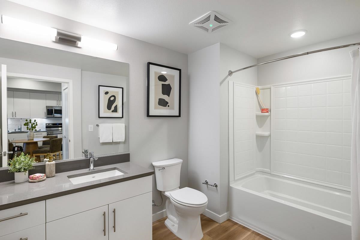 Detail Gallery Image 15 of 41 For 260 Brooklyn Basin Way #441,  Oakland,  CA 94606 - 1 Beds | 1 Baths