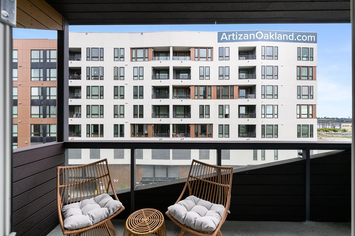 Detail Gallery Image 18 of 41 For 260 Brooklyn Basin Way #441,  Oakland,  CA 94606 - 1 Beds | 1 Baths