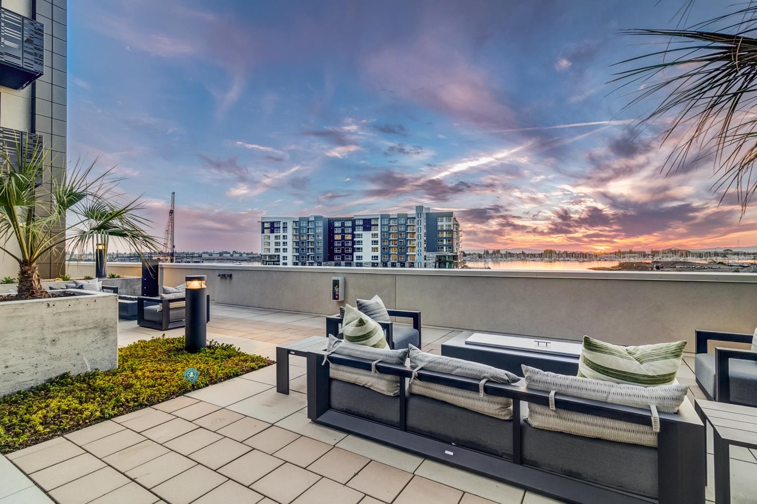 Detail Gallery Image 24 of 41 For 260 Brooklyn Basin Way #441,  Oakland,  CA 94606 - 1 Beds | 1 Baths