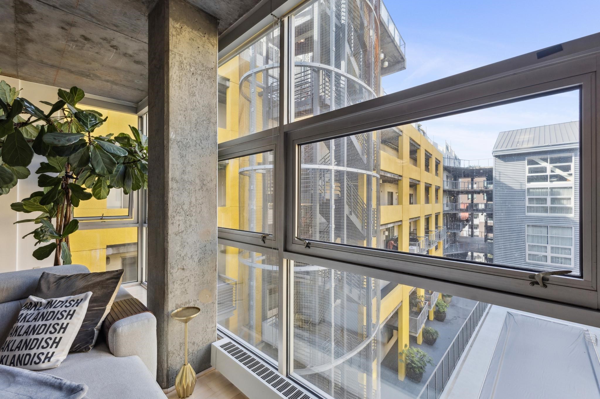 Detail Gallery Image 22 of 42 For 311 Oak St #720,  Oakland,  CA 94607 - 2 Beds | 1 Baths